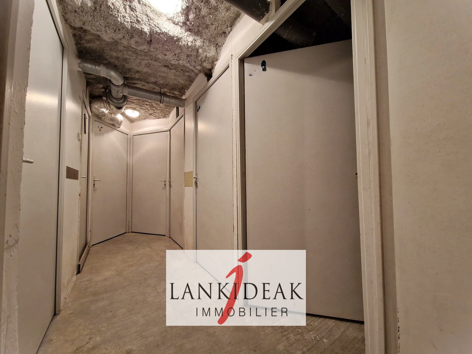 Appartement T1 bis de 33 m² avec terrasse, cave et parking à Bayonne 