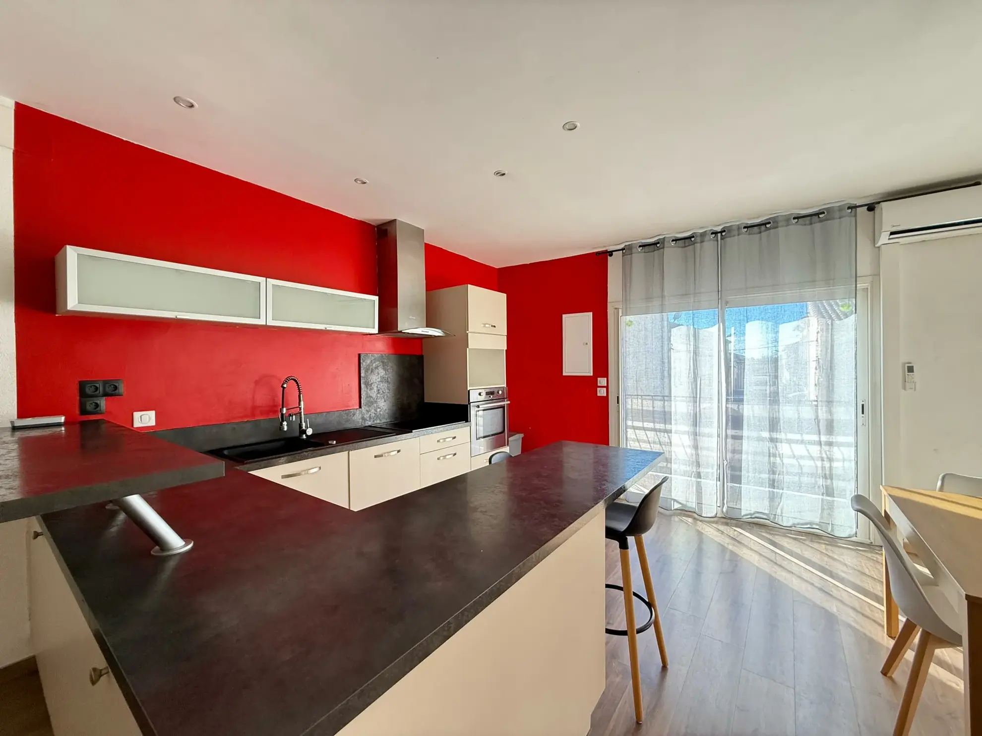 Appartement T2 lumineux et pratique à Menton, Côte d'Azur