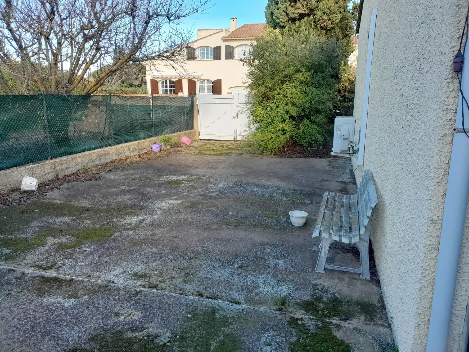 Maison de plain-pied à vendre à Agde avec jardin et terrasse 