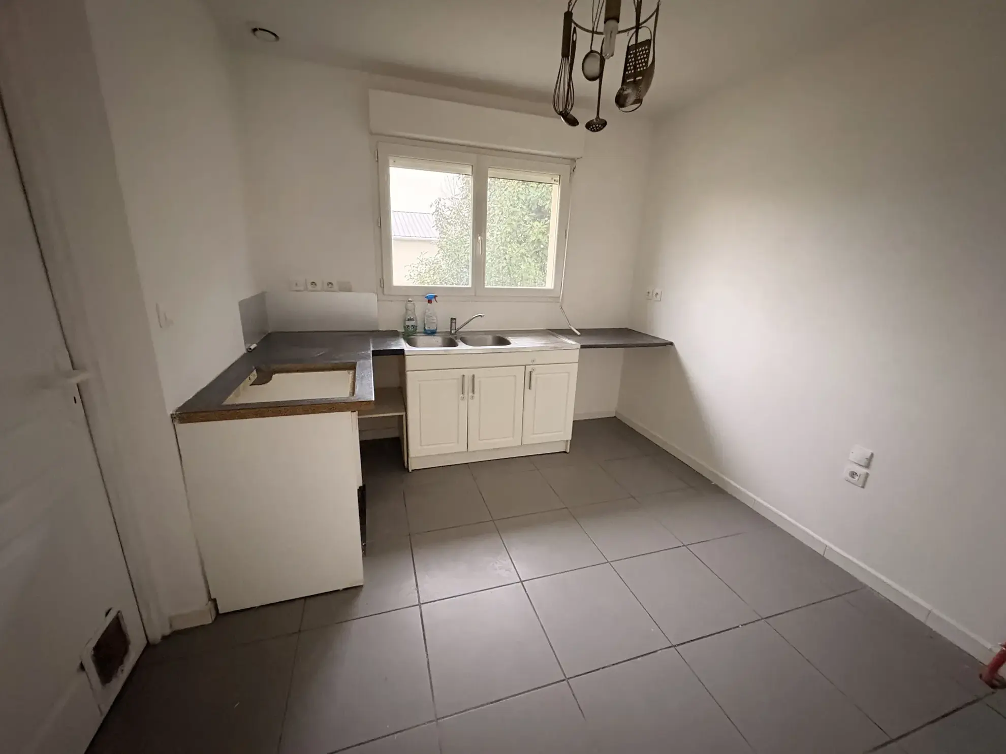 Maison récente à Dax de 90 m² avec terrain piscinable et terrasse 