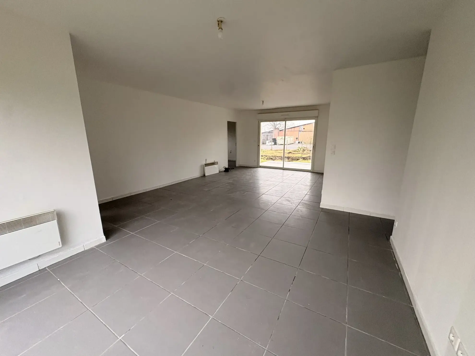 Maison récente à Dax de 90 m² avec terrain piscinable et terrasse 