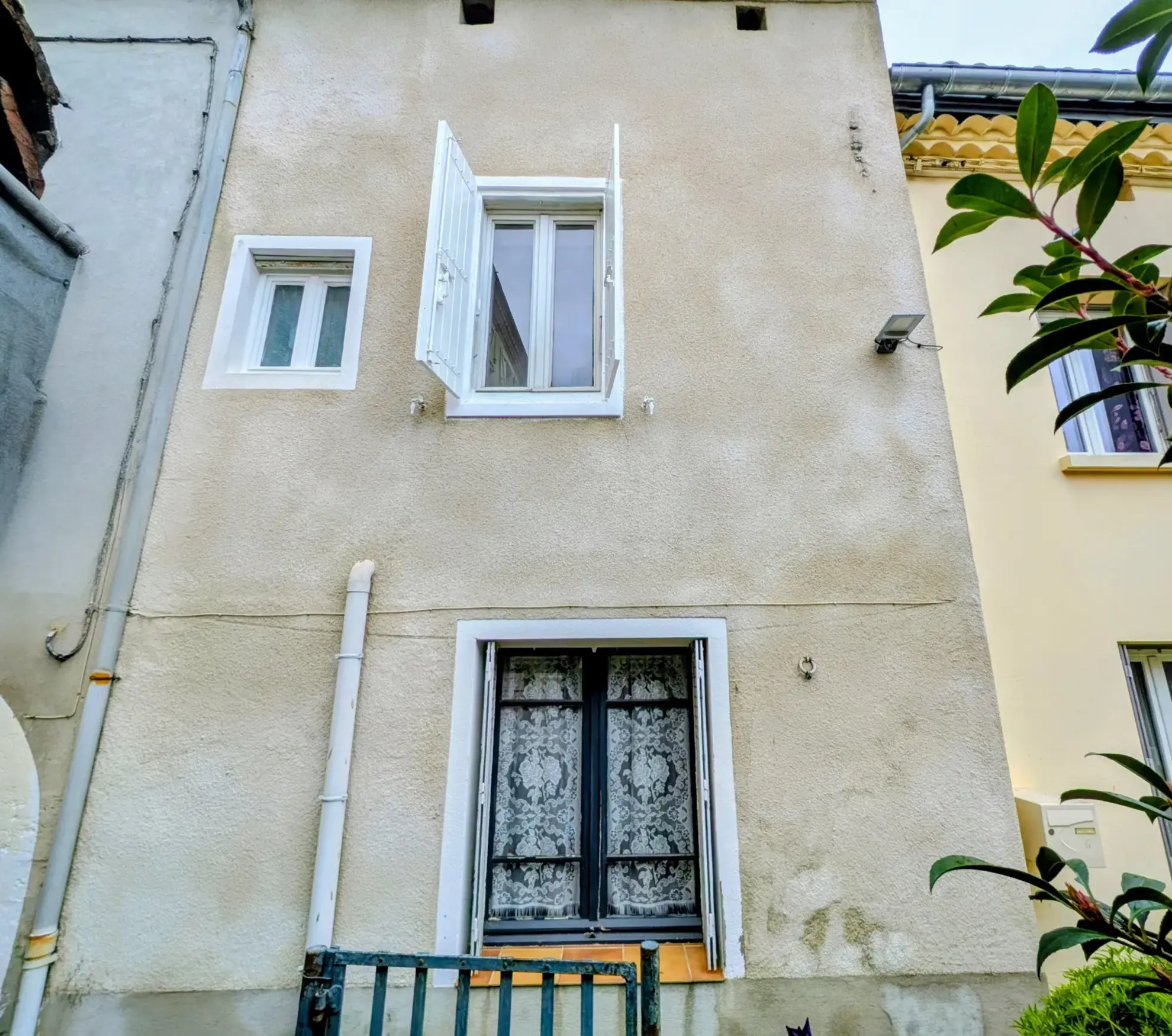 Petite maison à vendre près du centre-ville de Castres – Opportunité à saisir