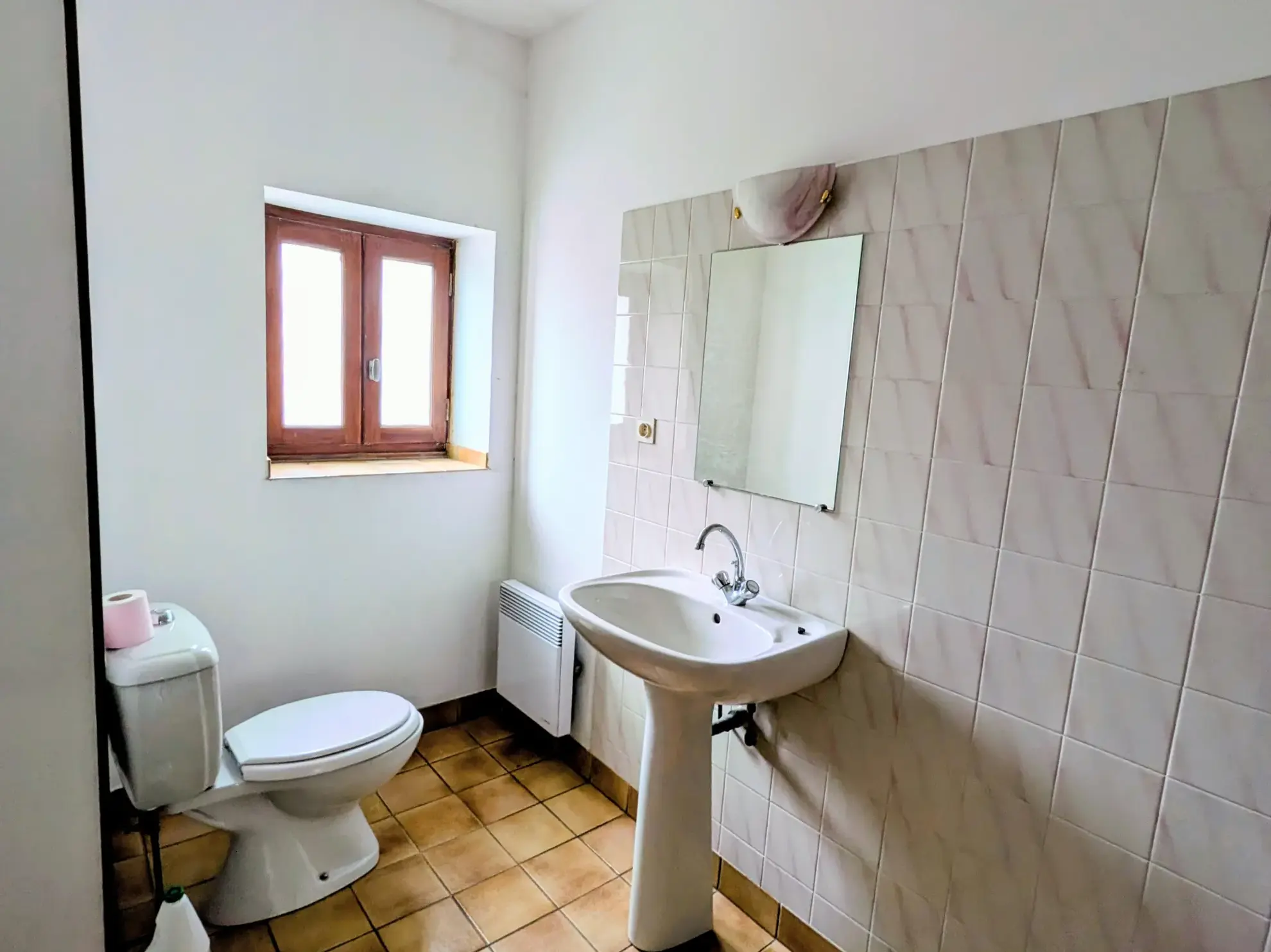 Petite maison à vendre près du centre-ville de Castres – Opportunité à saisir 