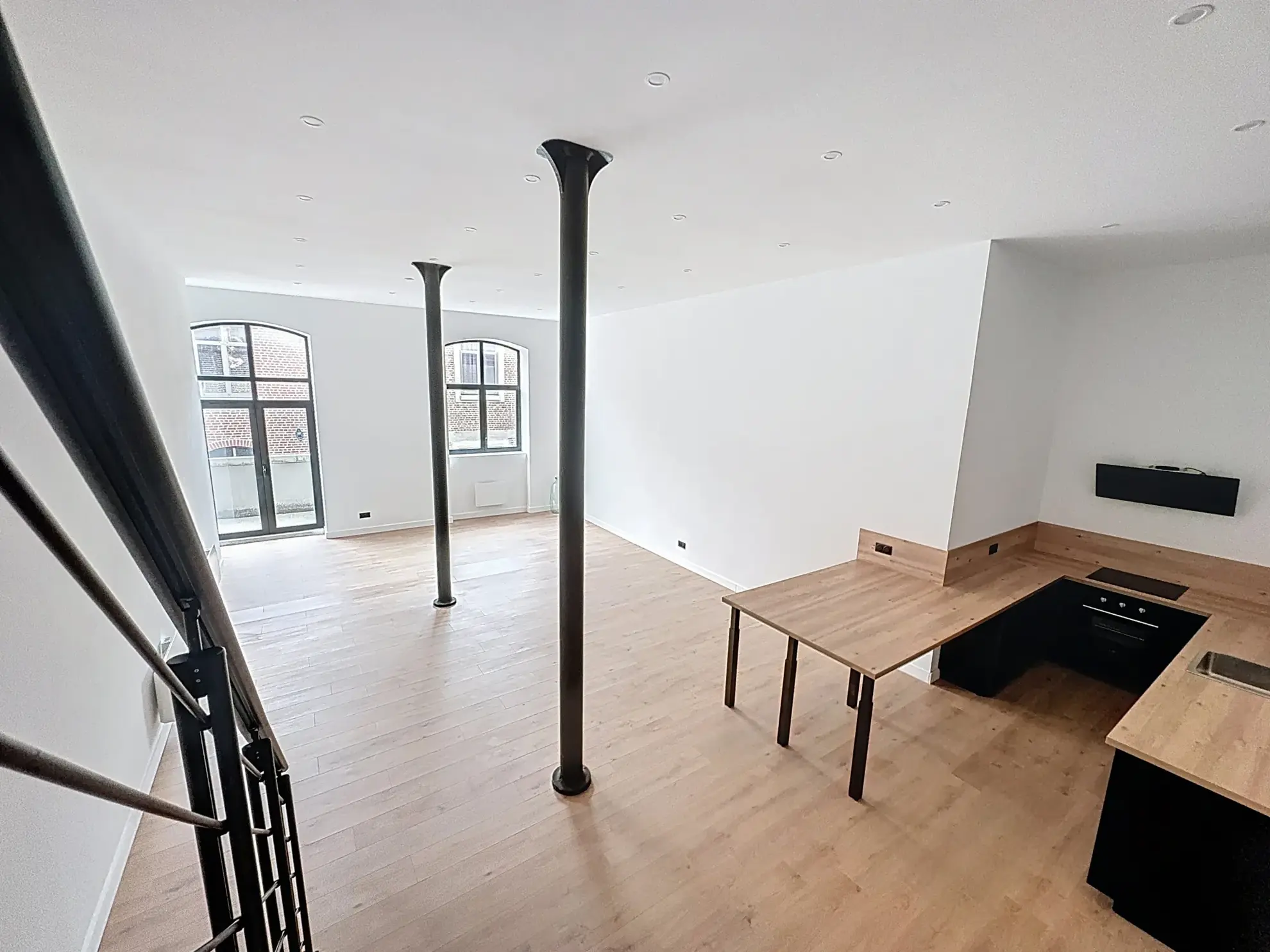 Magnifique loft à vendre à Tourcoing proche centre-ville et gare avec parking et balcon