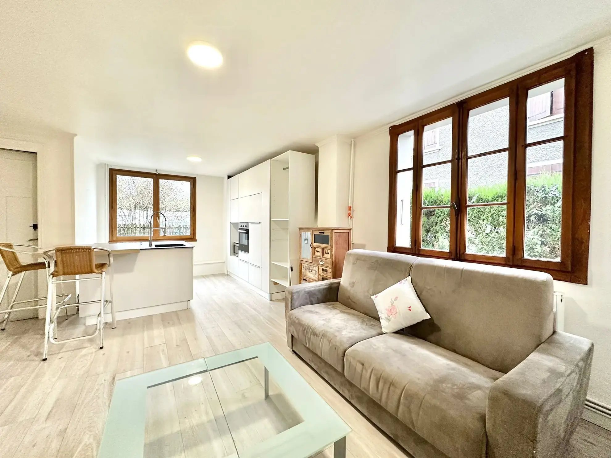 Appartement à Cran-Gevrier de 45 m² avec parking, cave et emplacement idéal