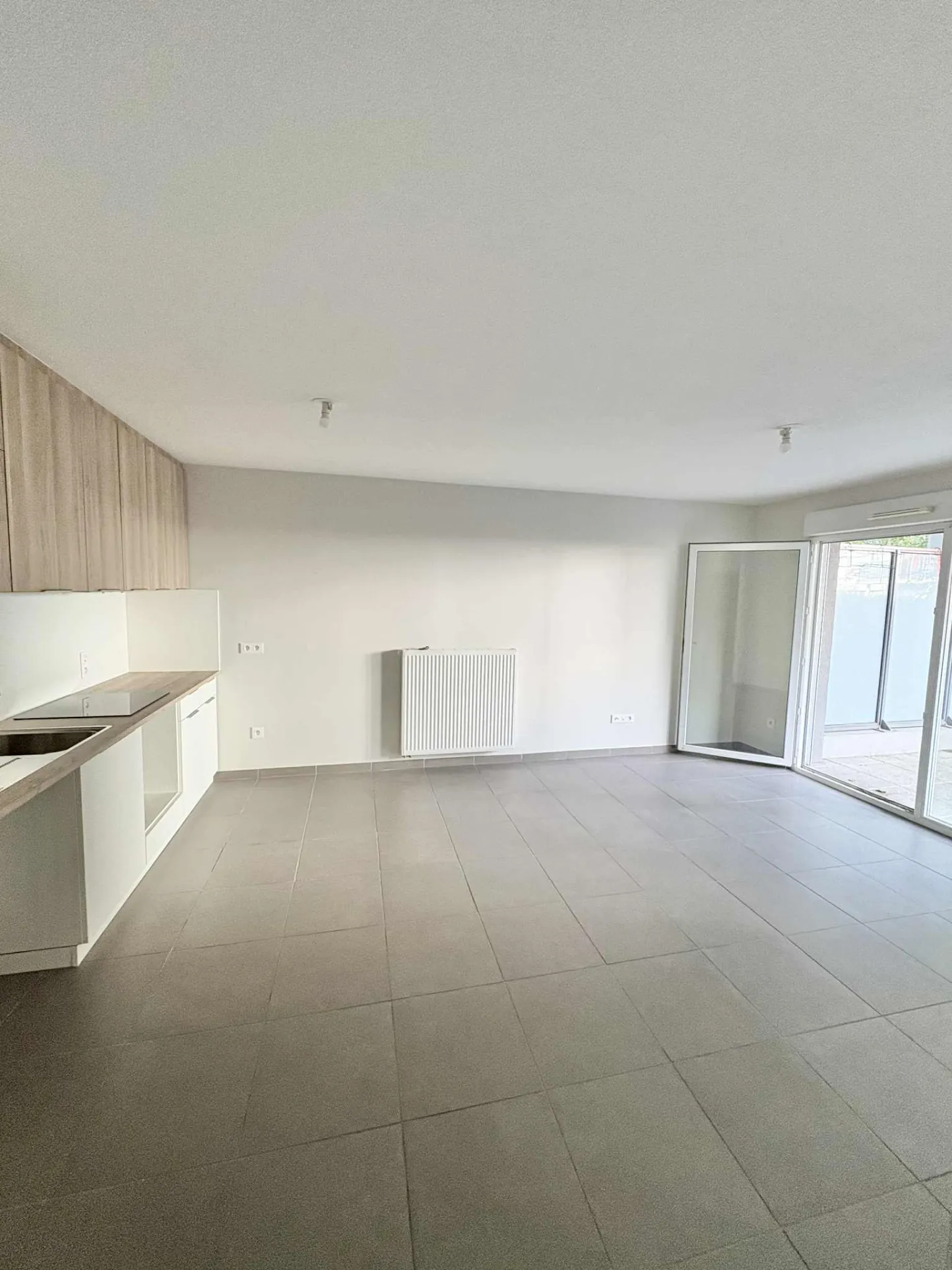 Appartement T3 avec terrasse à Clermont-Ferrand proche du stade Marcel Michelin 