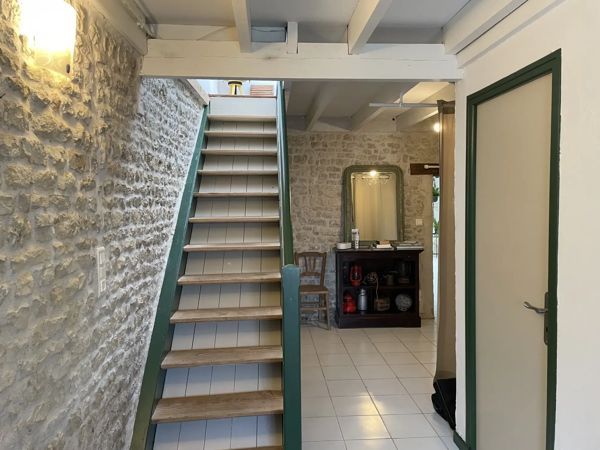 Charmante maison de caractère avec terrain arboré à Saint Médard d'Aunis 