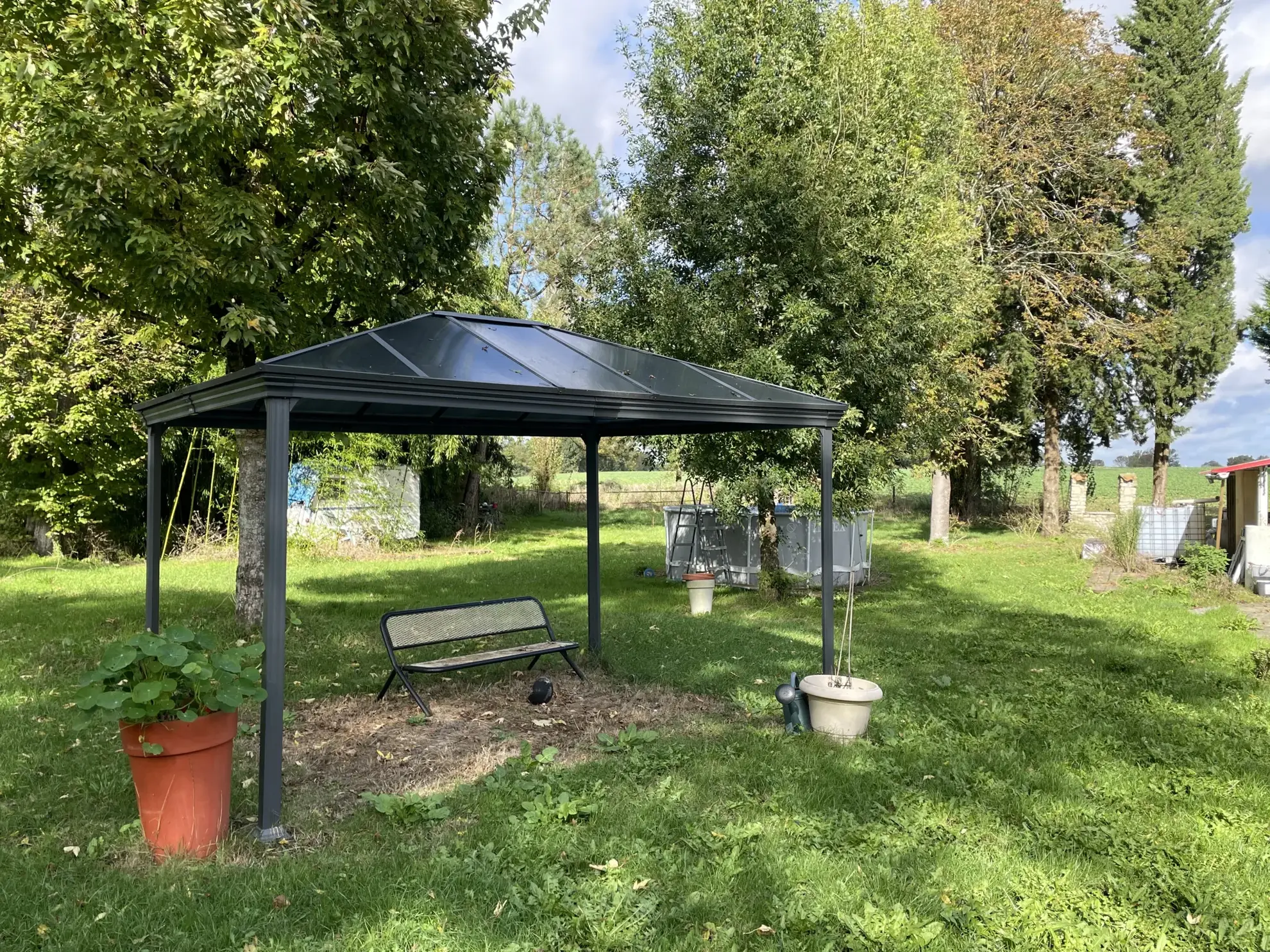 Charmante maison de caractère avec terrain arboré à Saint Médard d'Aunis 