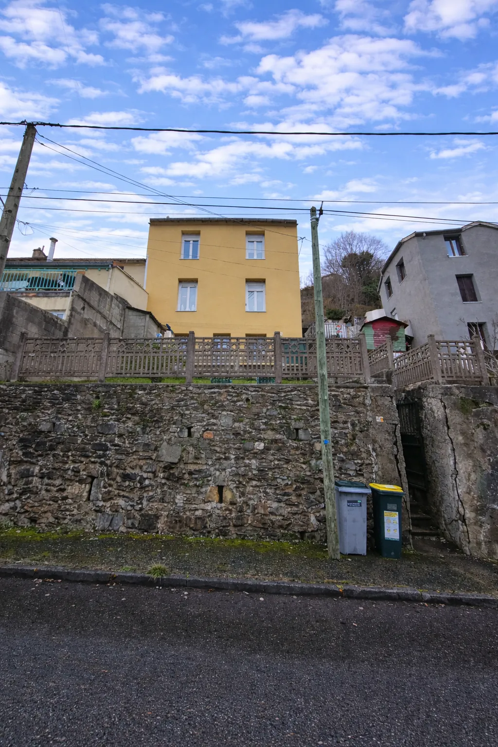 Maison familiale à Saint-Étienne avec excellente performance énergétique 