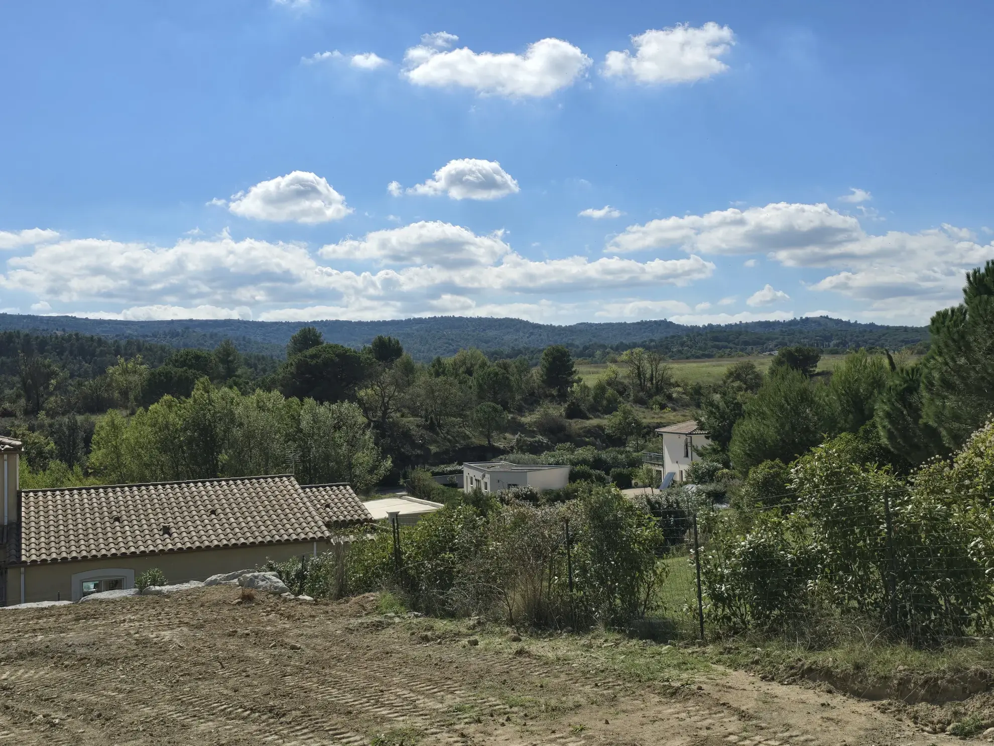 Terrain constructible de 738 m² à Carcassonne, lotissement de la Cavyère 