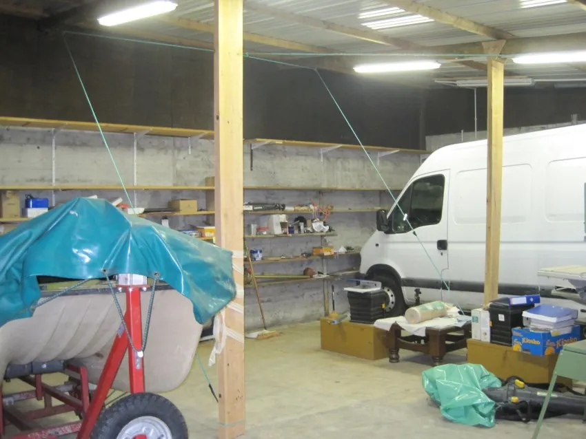 Maison à vendre avec grand terrain à Les Ancizes Comps, vue dégagée 