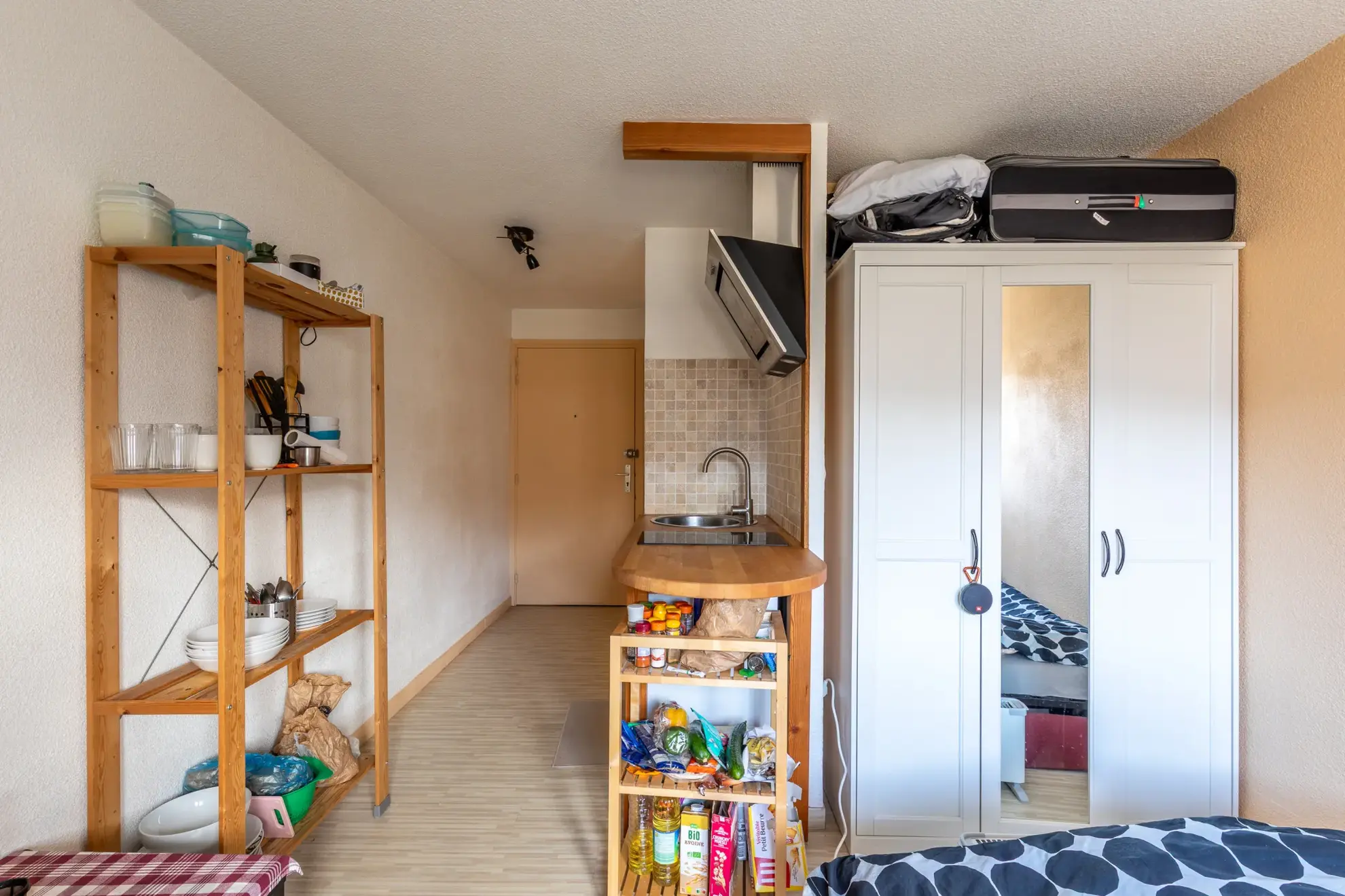 Studio T1 à Grenoble proche gare et transports - Idéal investisseurs ou primo-accédants 
