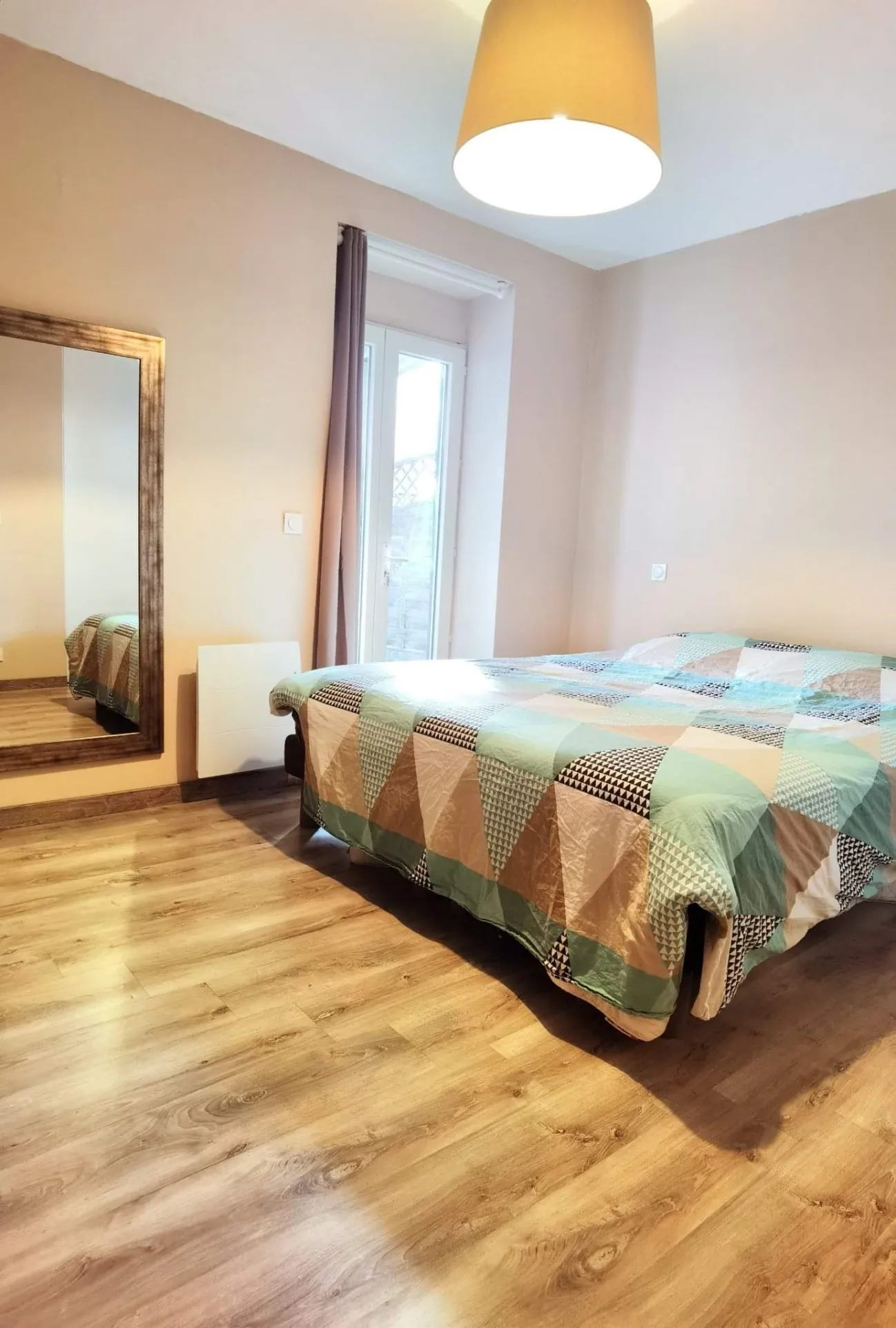 Maison plain-pied à vendre à Toulenne avec terrasse et jardin clos 