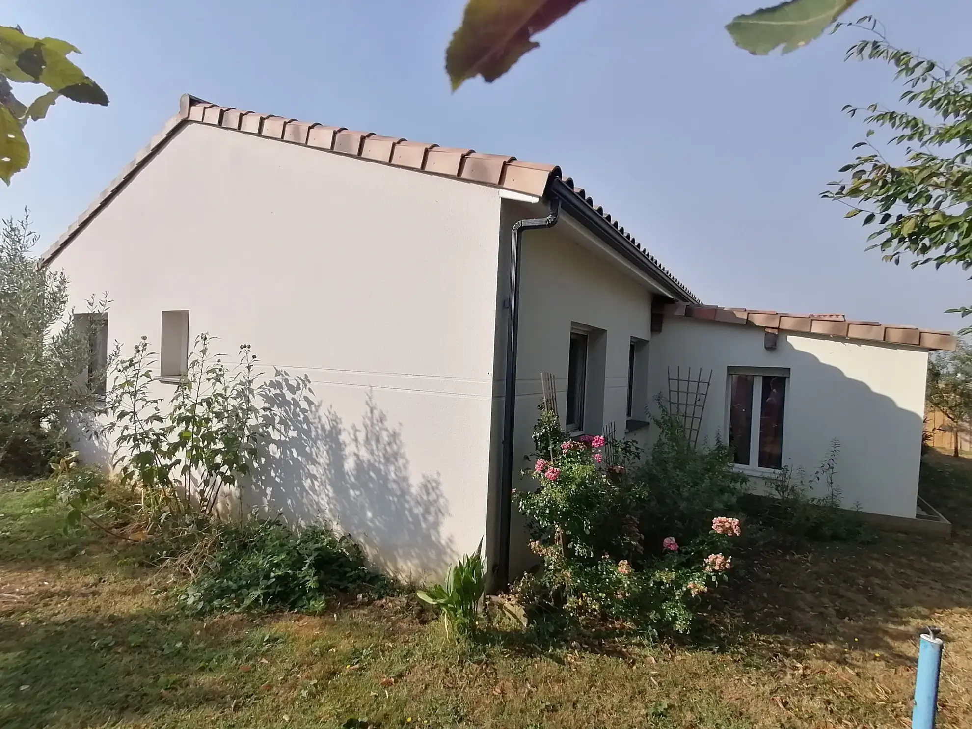 Maison neuve 4 chambres avec terrain clos près de Montauban 