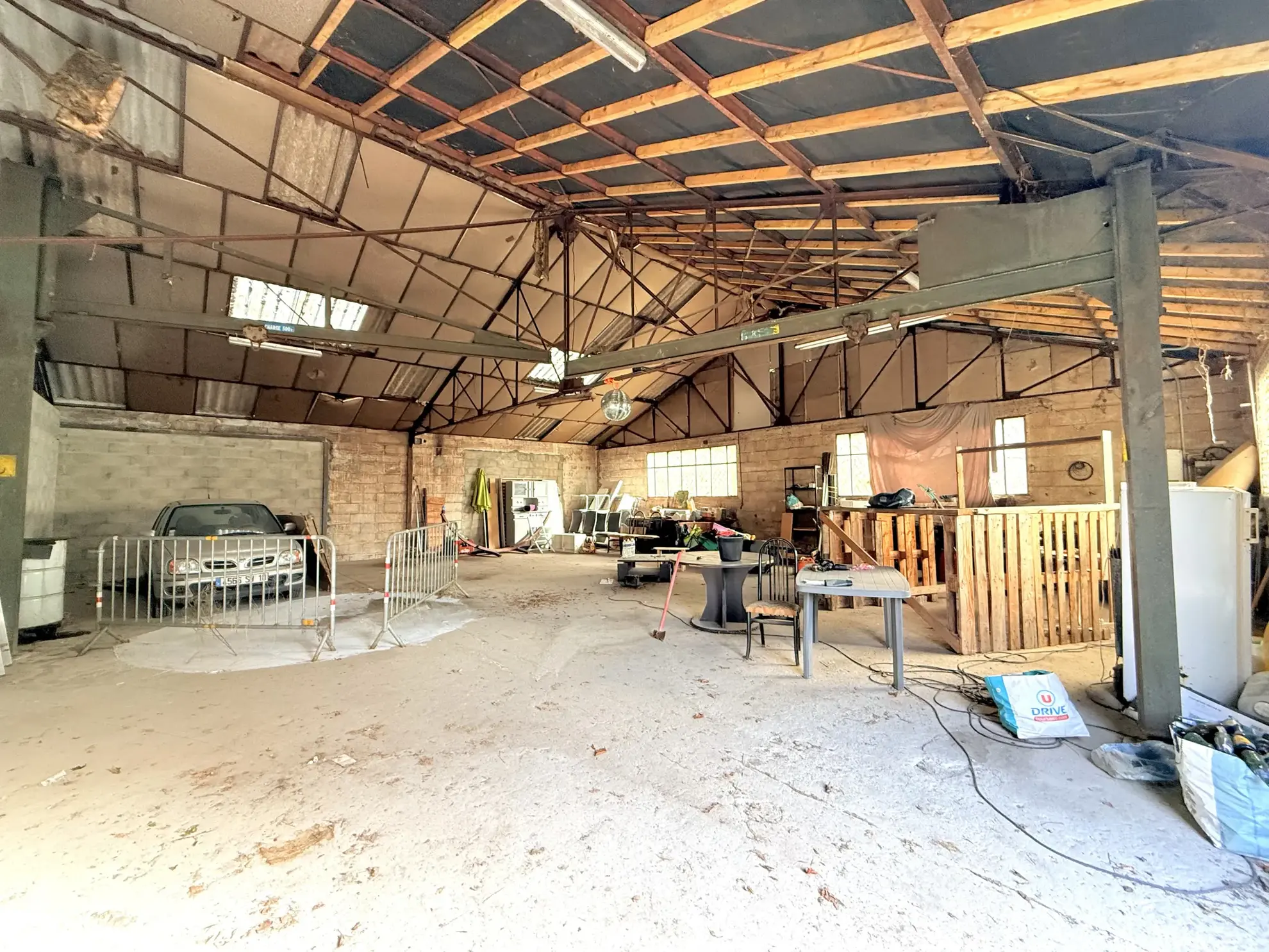 Grande maison familiale avec dépendances à Mereau - 295 m² 