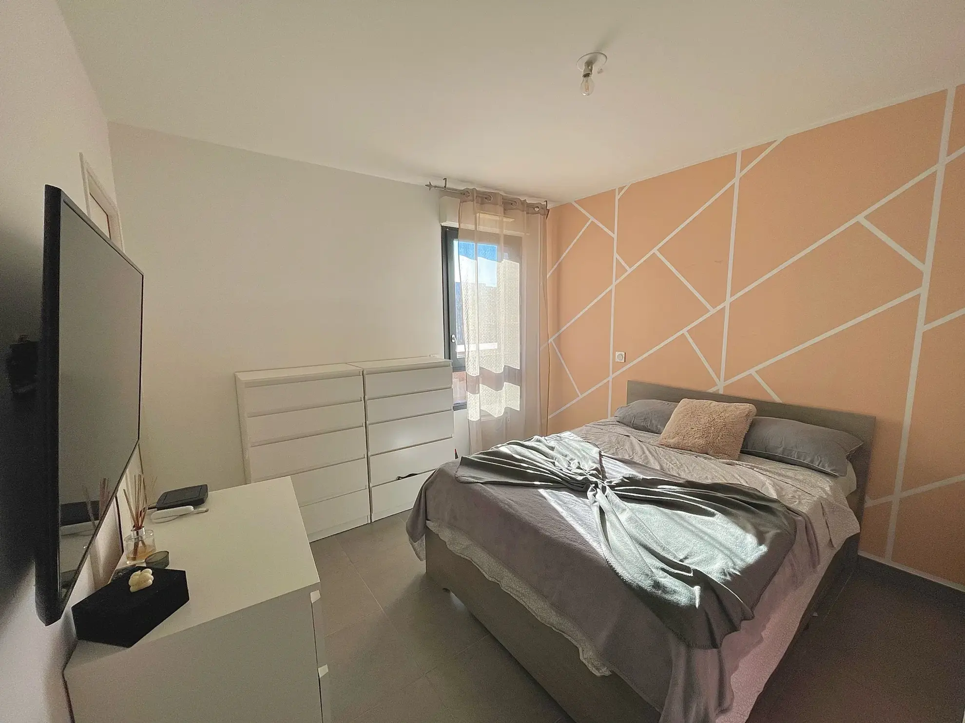 Appartement T2 avec terrasse à vendre à Montpellier Ovalie - 43 m², box en sous-sol 