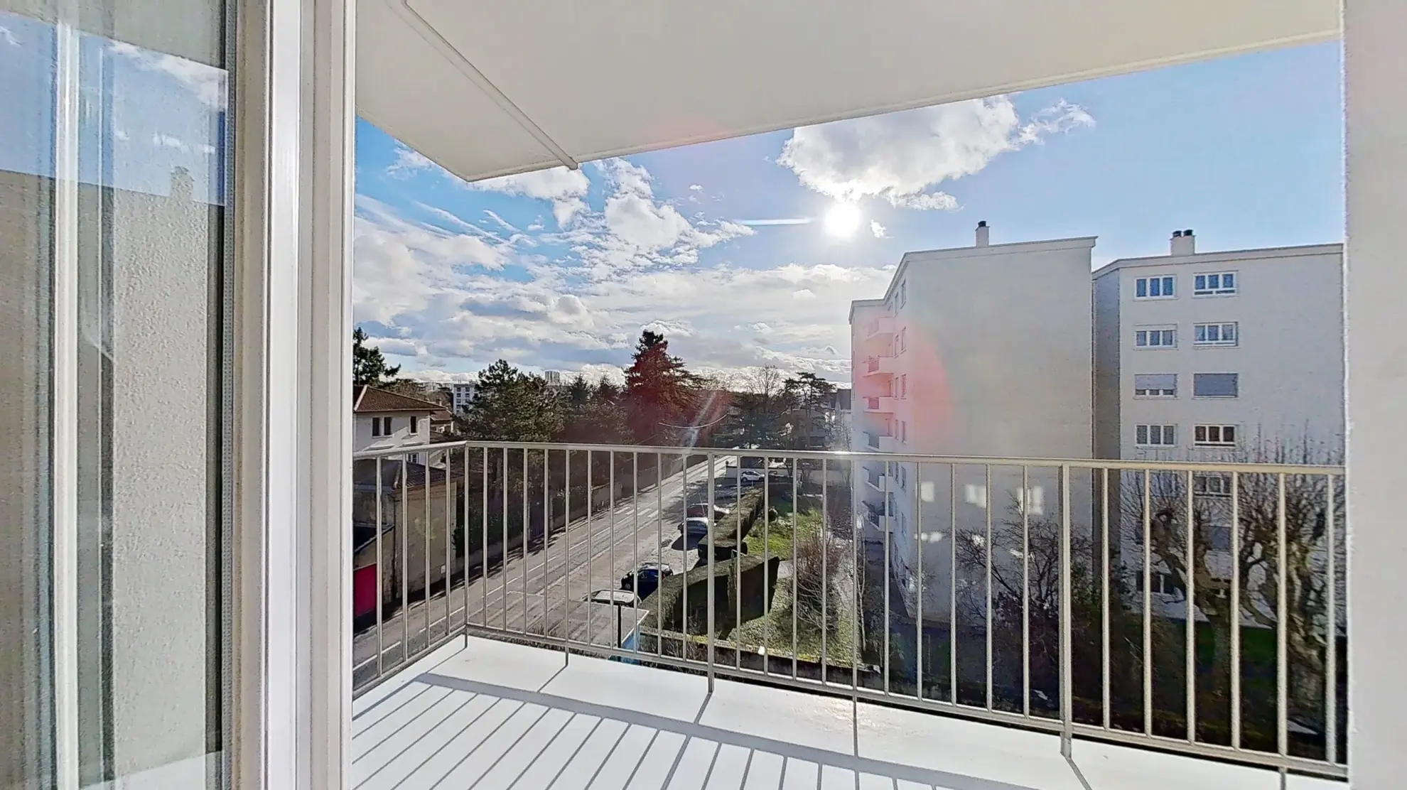 Appartement T3 rénové avec balcon à Tassin-la-Demi-Lune proche Lyon