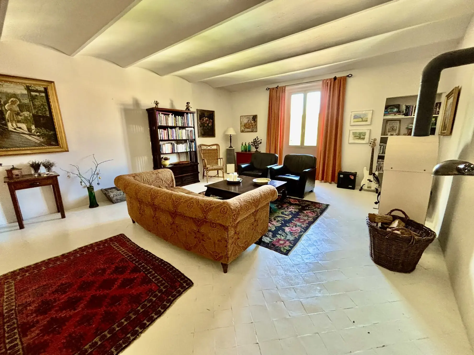 Appartement Duplex avec Terrasse et Vue Imprenable à Malaucène 