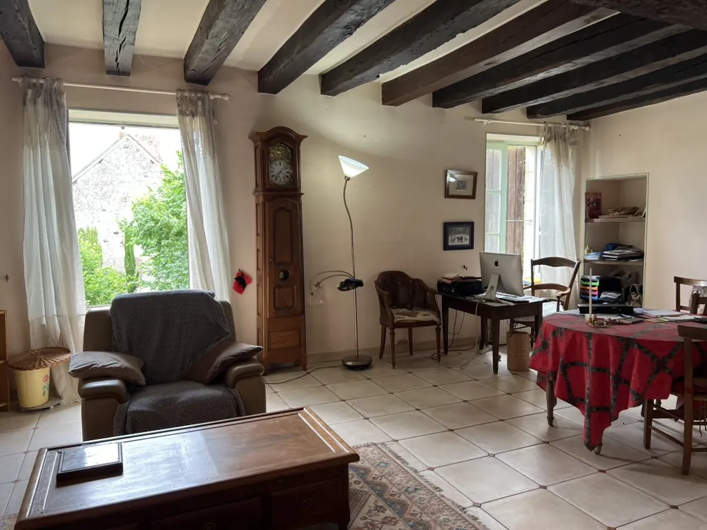 Charmante maison de village avec jardin à Sancerre à vendre 