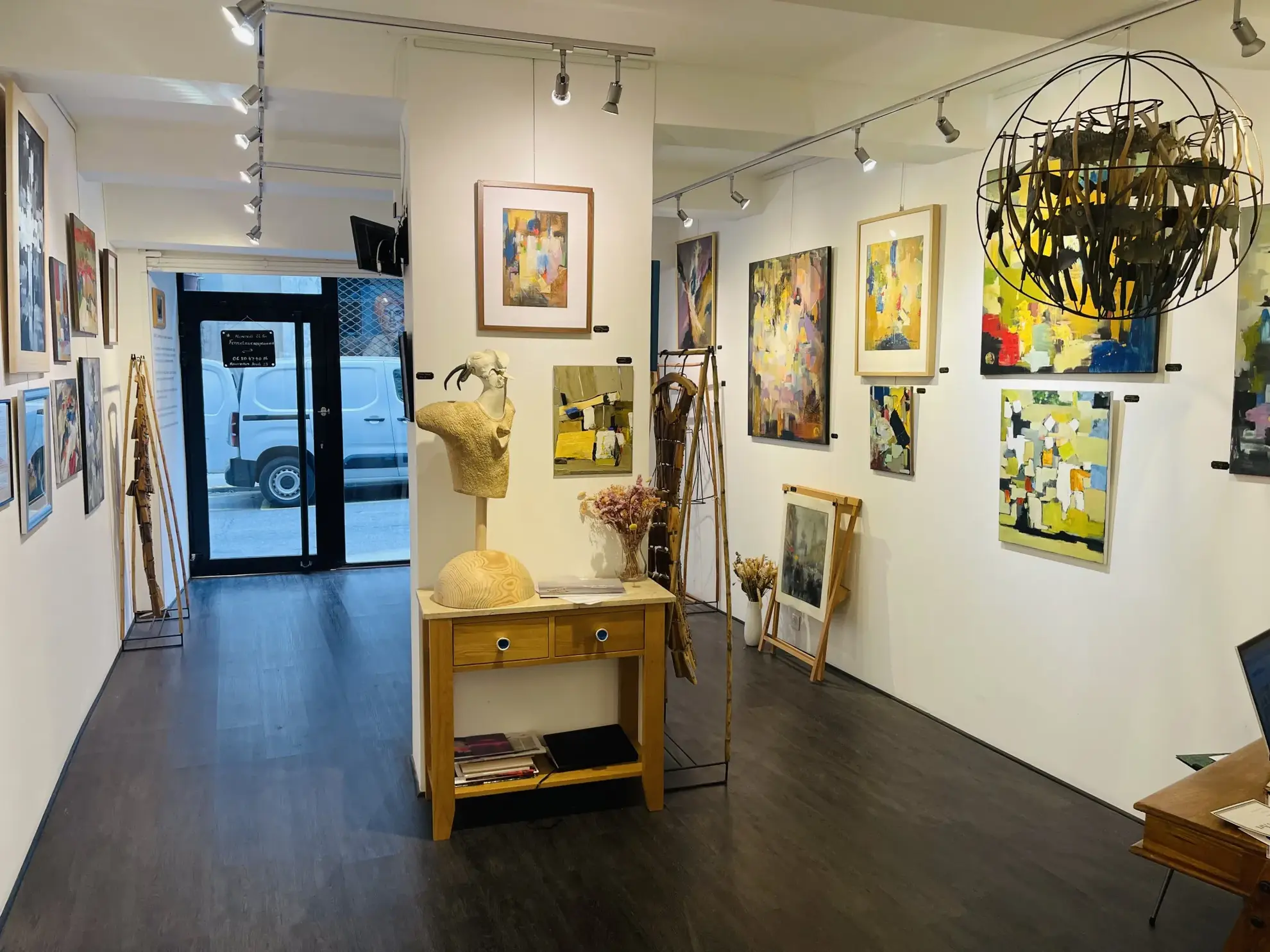 Local commercial idéal pour boutique ou service à Carcassonne, 56 m² en centre-ville