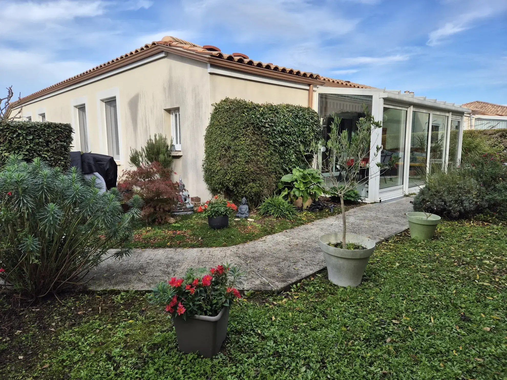 Appartement T3 avec jardin et parking dans résidence sécurisée à Saint-Laurent-de-la-Prée