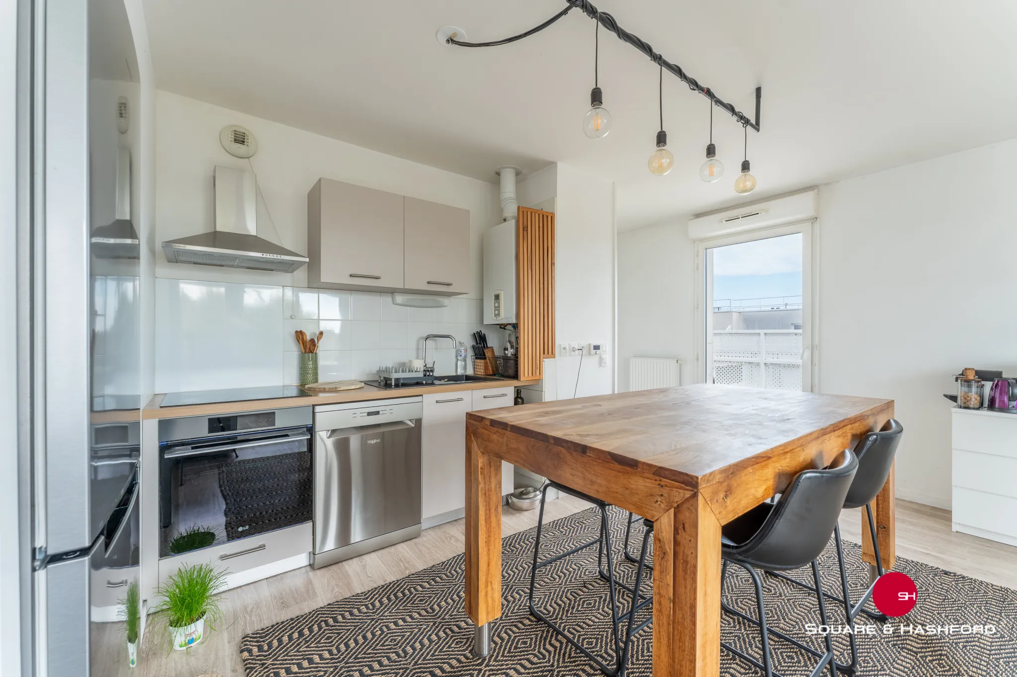 Appartement en dernier étage avec terrasse spacieuse à Eysines 