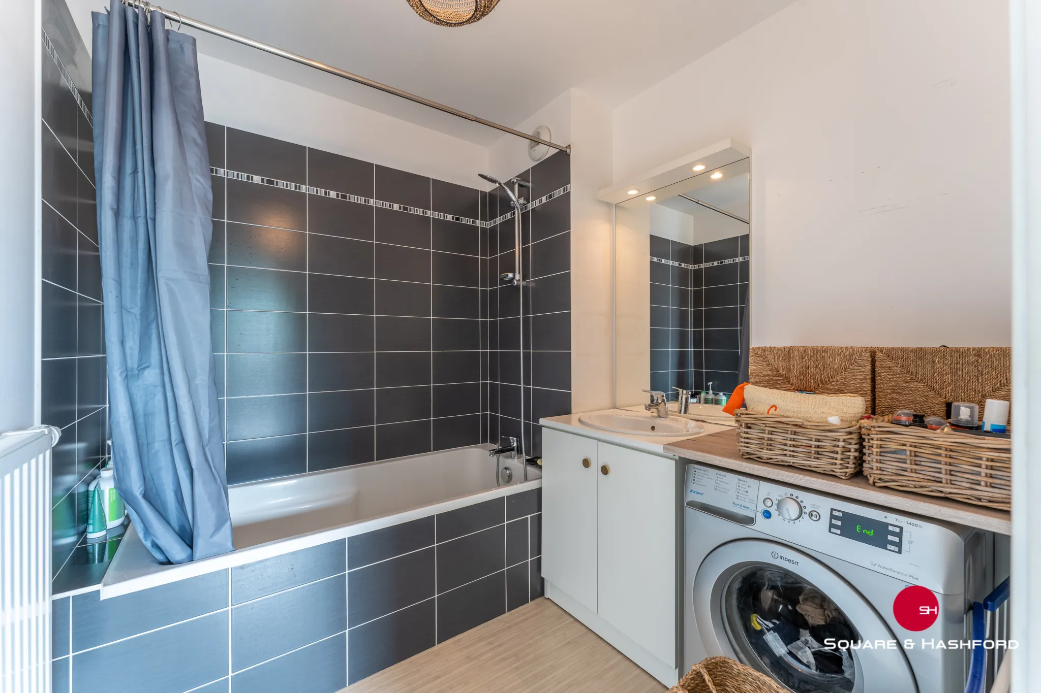 Appartement en dernier étage avec terrasse spacieuse à Eysines 