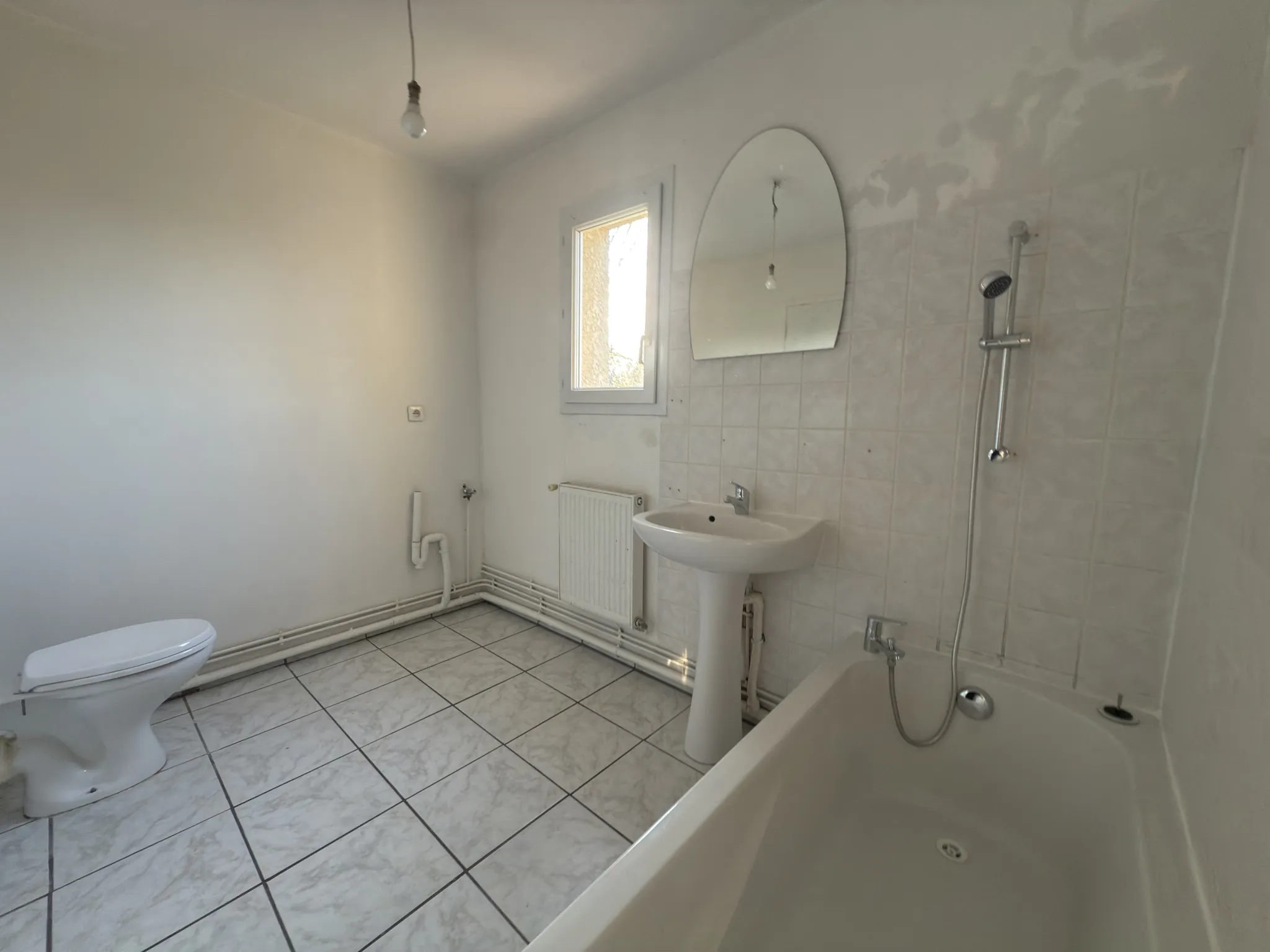 Maison de 75 m² à vendre à Les Damps - Idéal famille 