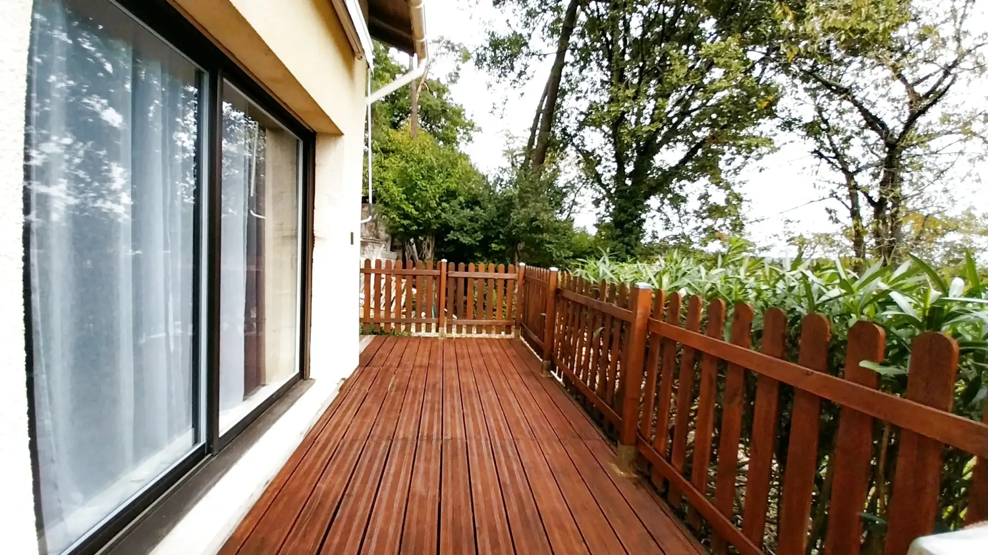 Maison de plain-pied proche du centre de Chancelade avec jardin et jacuzzi 