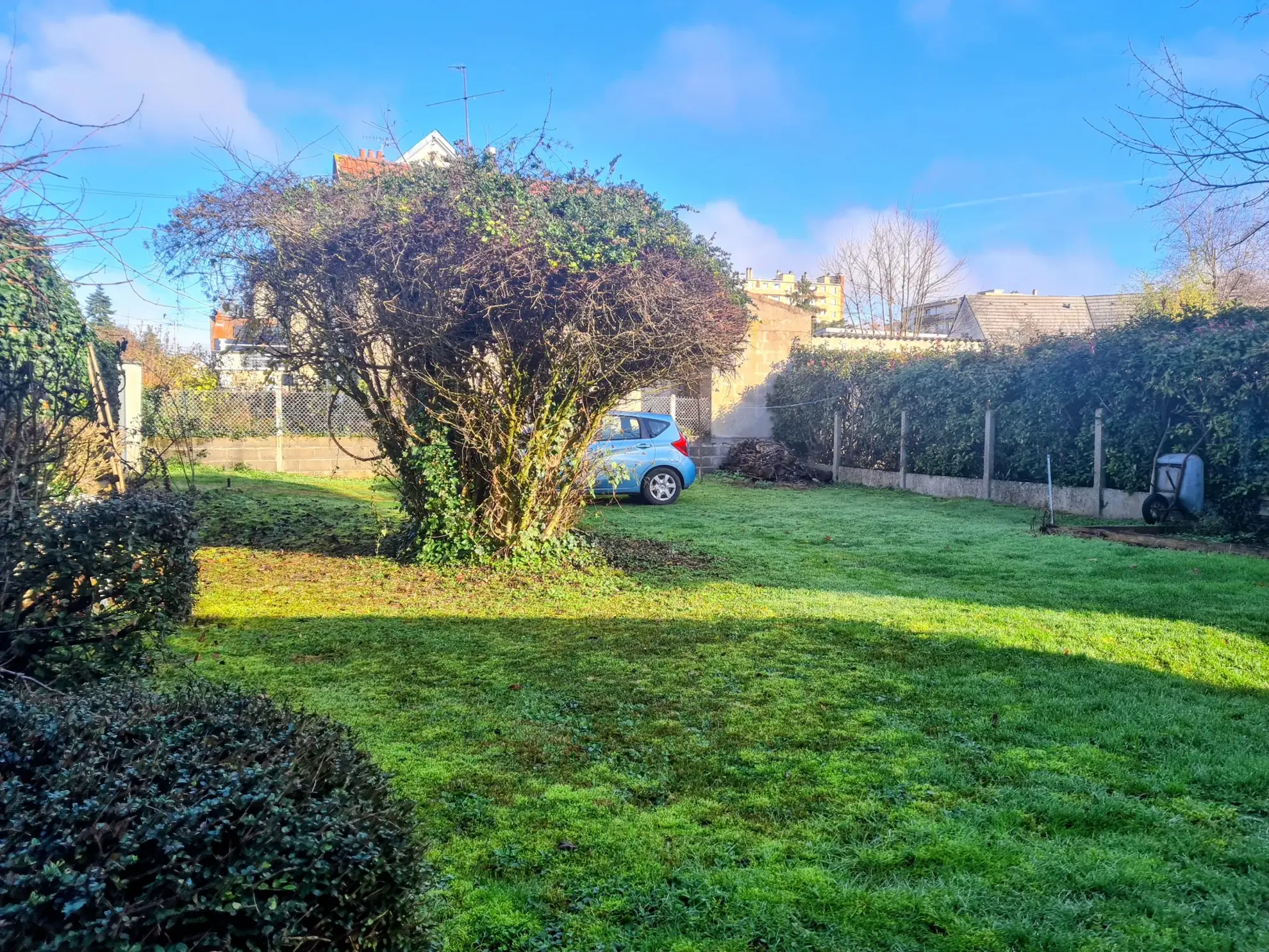 A vendre à Nevers maison indépendante de 112 m² avec jardin et 2 chambres 