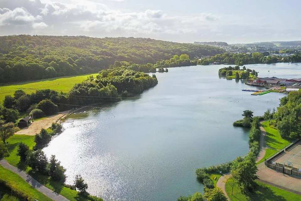 A vendre ensemble immobilier avec 2 maisons à Cany-Barville, proche du lac et de la plage