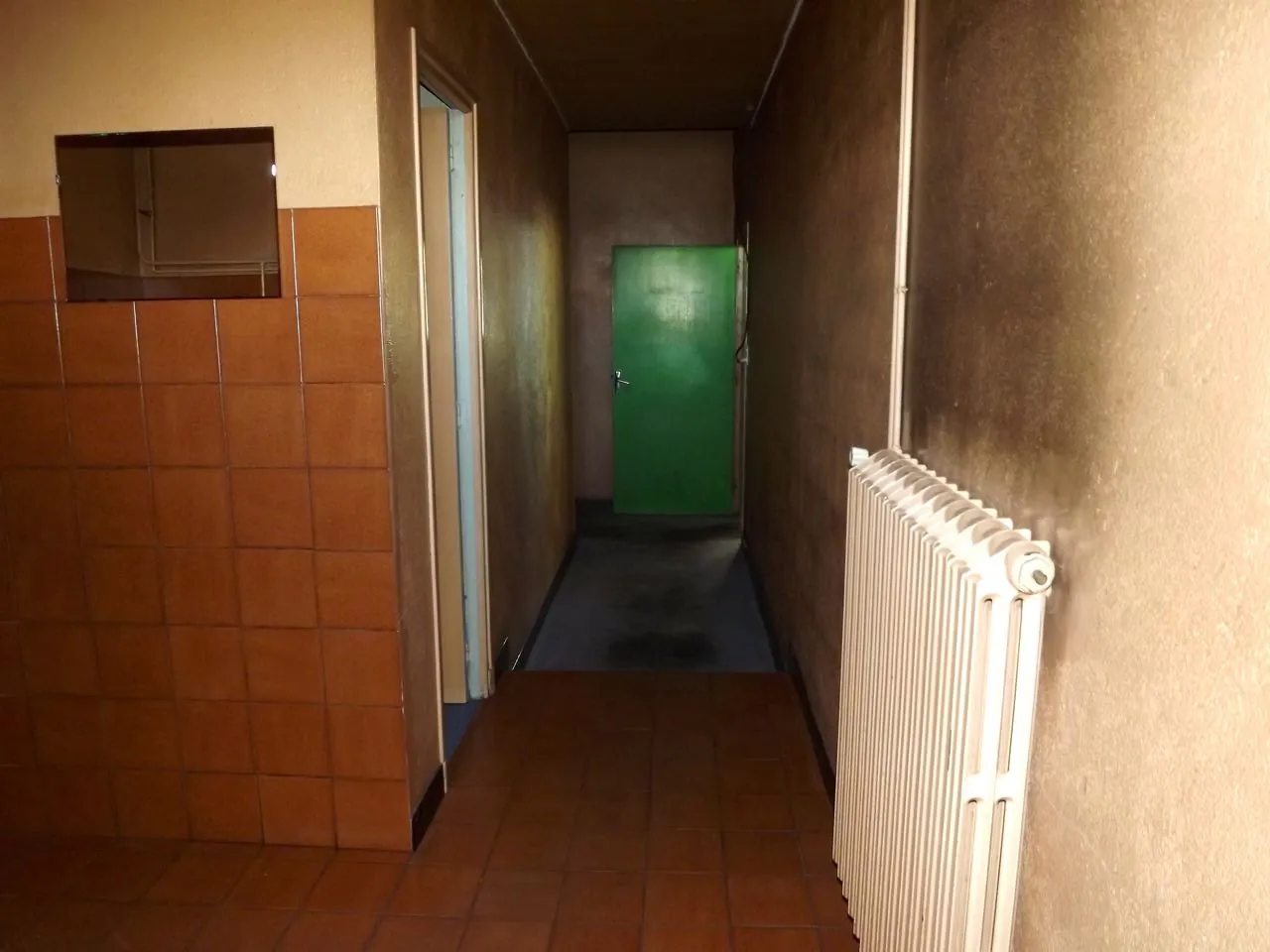 Local industriel et entrepôt de 820 m² à Avrilly – Idéal pour activité professionnelle 