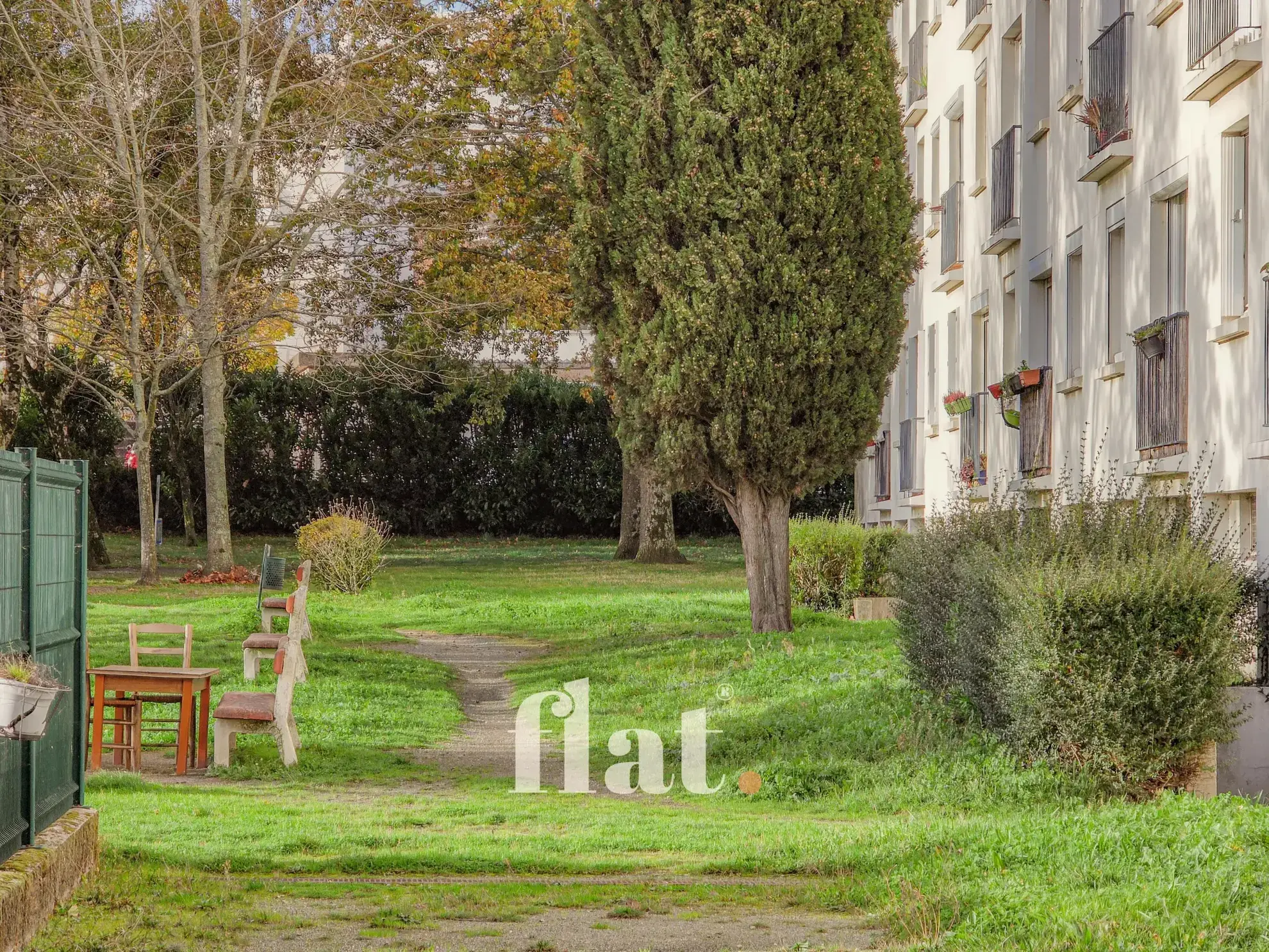 Appartement T4 lumineux à Nantes avec cave, jardin partagé et emplacement idéal 