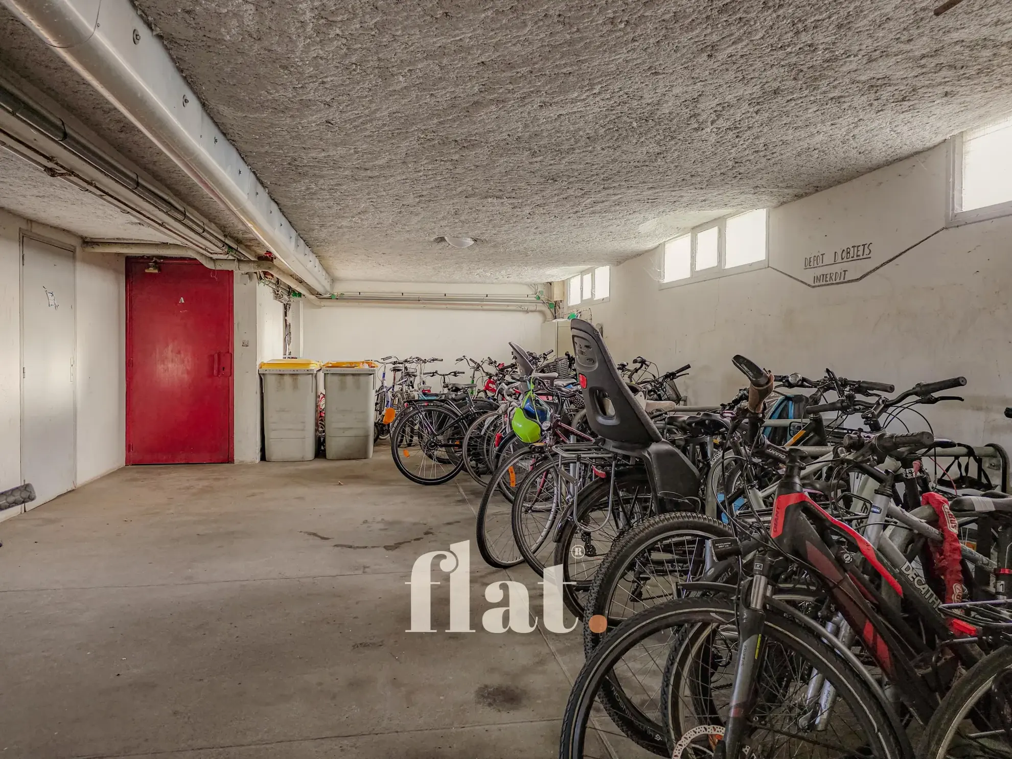 Appartement T4 lumineux à Nantes avec cave, jardin partagé et emplacement idéal 