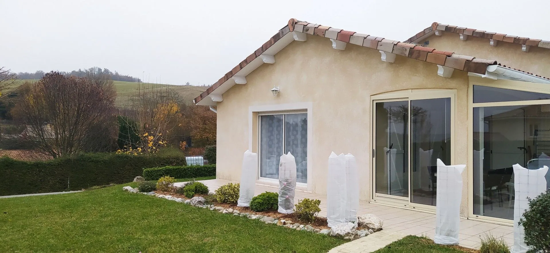 Appartement T3 de 65,4 m² avec terrasse à Septème - Résidence moderne au centre-ville