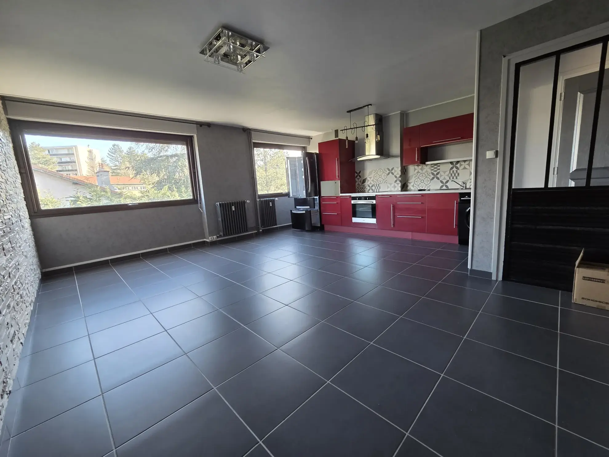 Appartement F2 de 54 m² proche Fauriel à Saint-Étienne, lumineux et calme