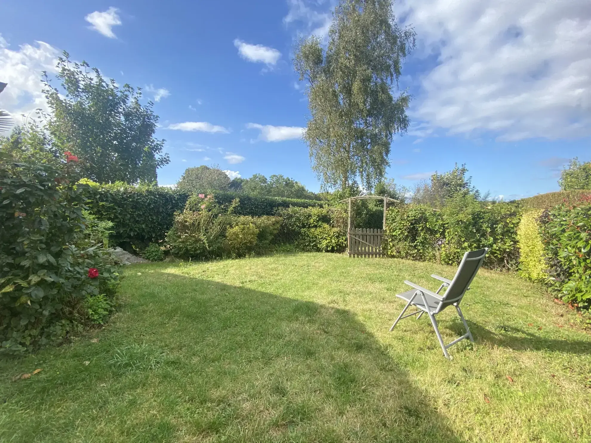 Vente maison avec local commercial à Nouvion – 126 m², terrain 570 m² 