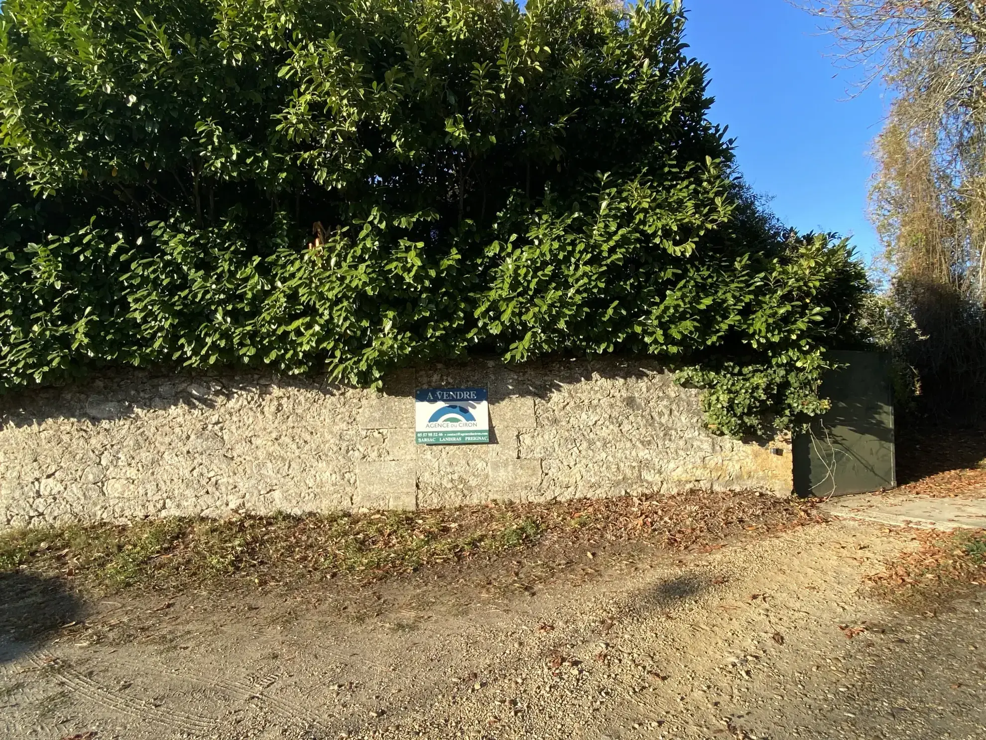 Terrain de 800 m² à Cérons, proche de la gare - Opportunité idéale