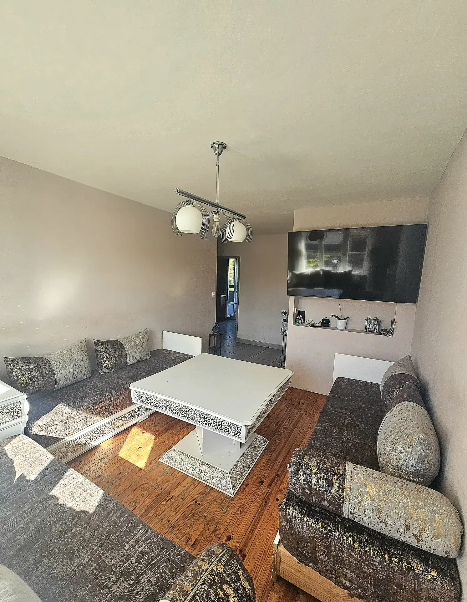 Appartement T4 à La Ricamarie avec garage, cave et résidence sécurisée