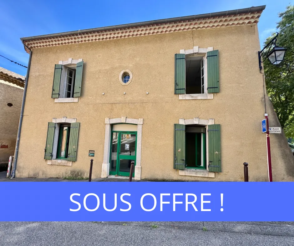 À vendre immeuble rénovable de 74 m² au cœur de Laudun