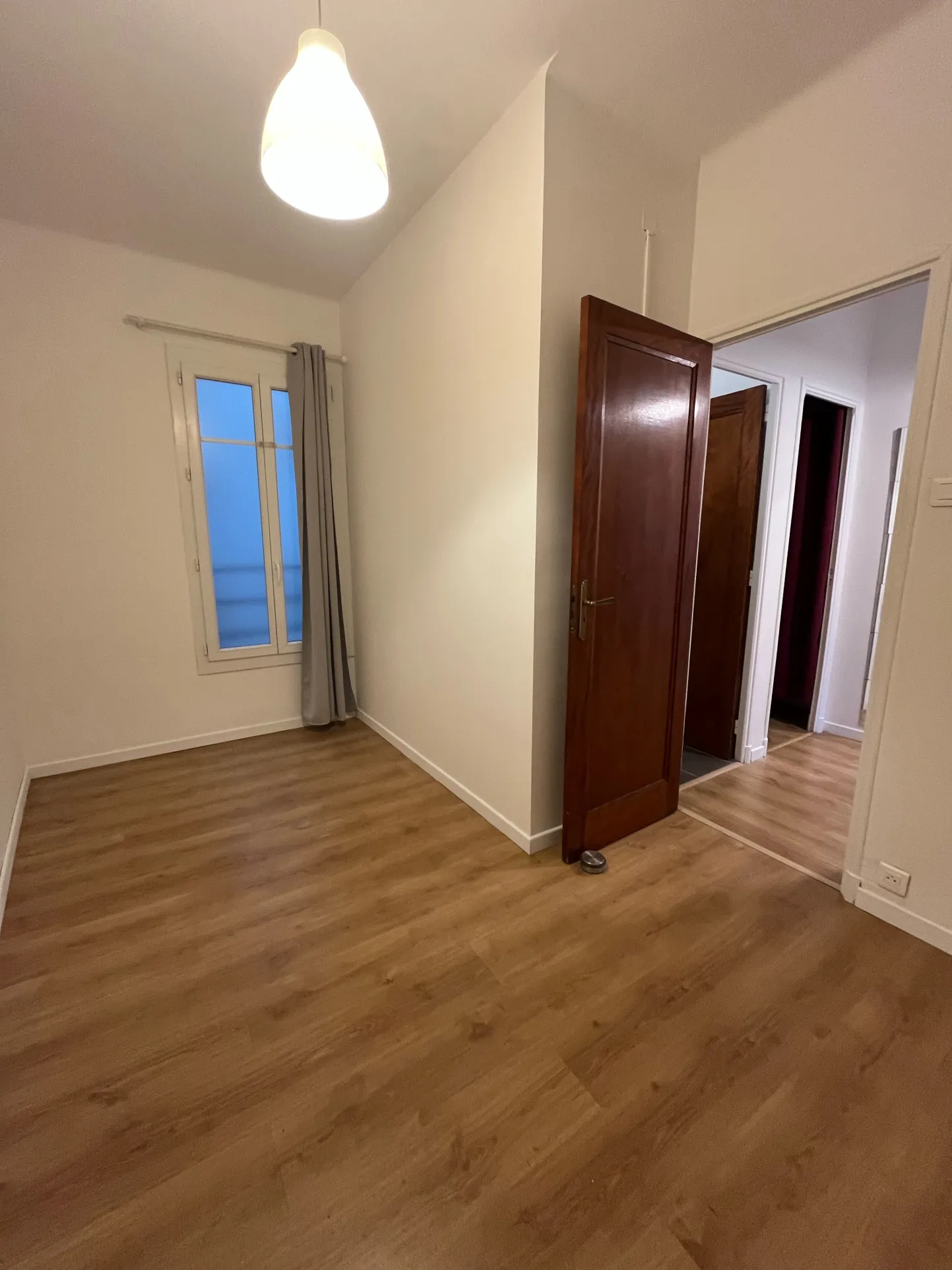 Appartement T3 à vendre à Toulon, Vue Mont Faron, près de toutes commodités 