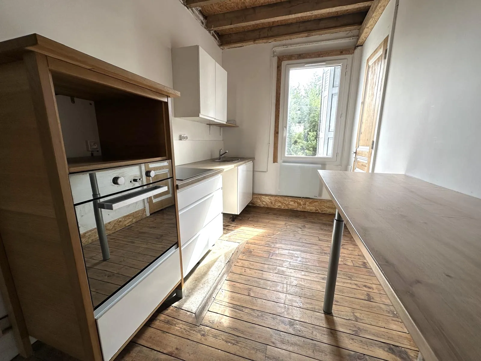 À Vendre Duplex F3 de 74 m² à Unieux - Résidence Calme et Rénovée 