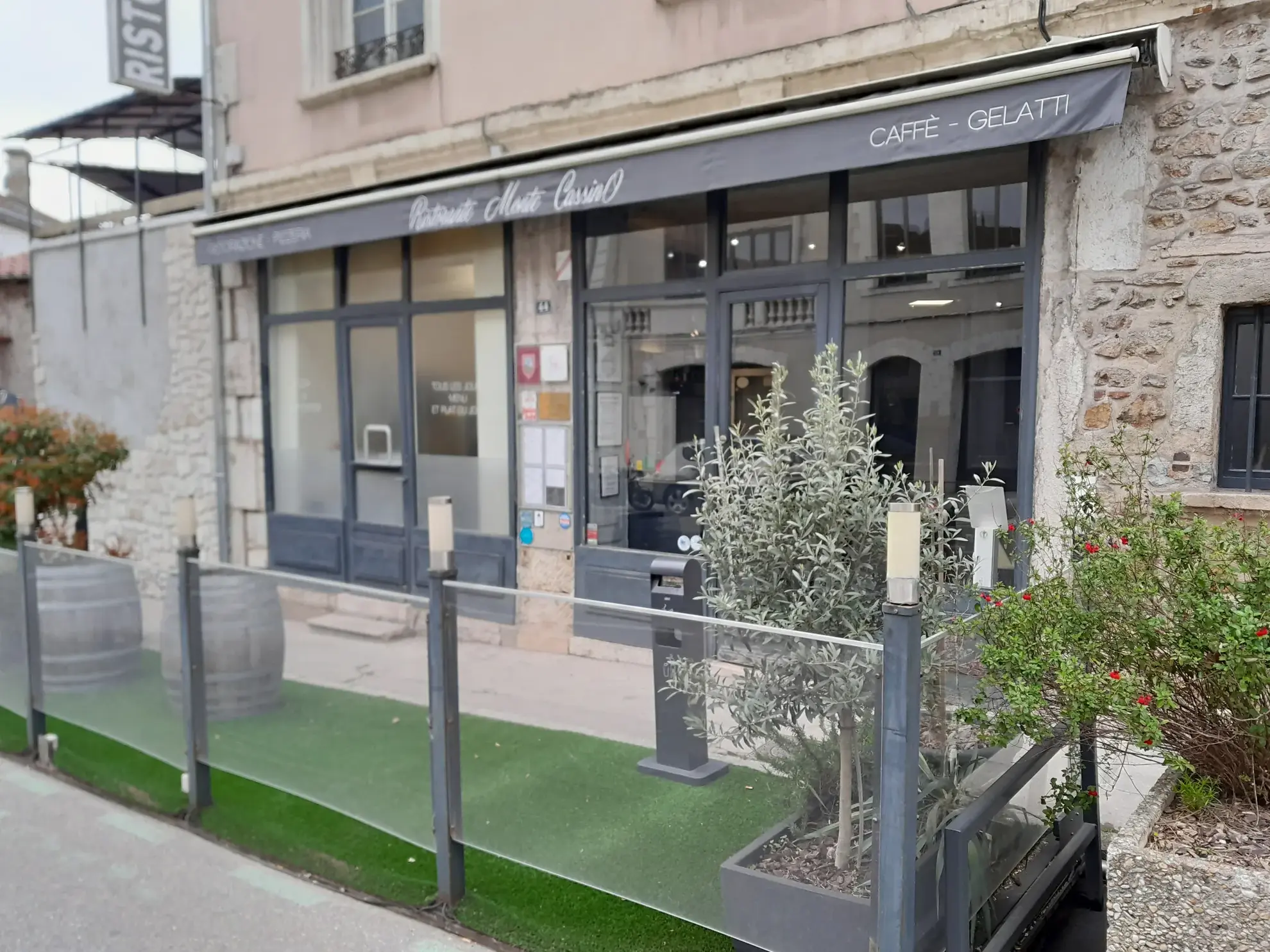A vendre restaurant italien avec terrasse à Vienne – 38200