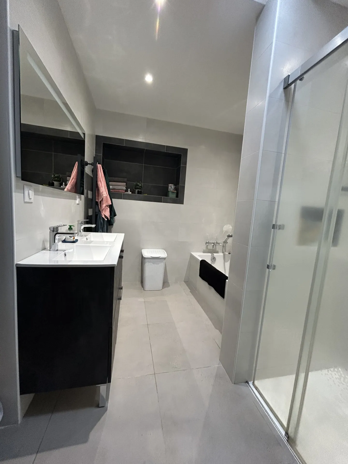 Maison rénovée avec 3 chambres à Marmande – Grand jardin et confort moderne 