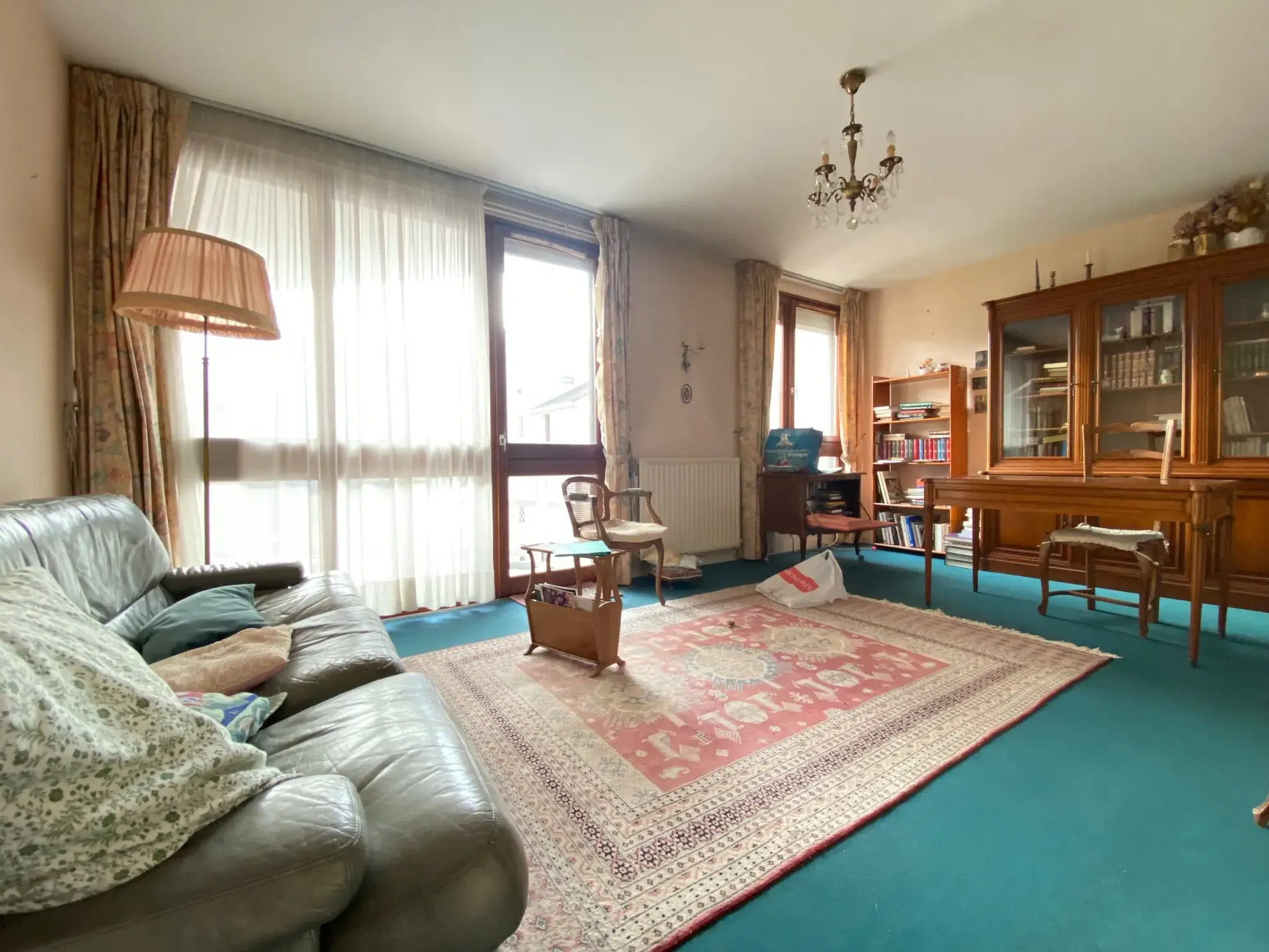 Appartement 3 chambres à Abbeville proche centre avec parking et cave 