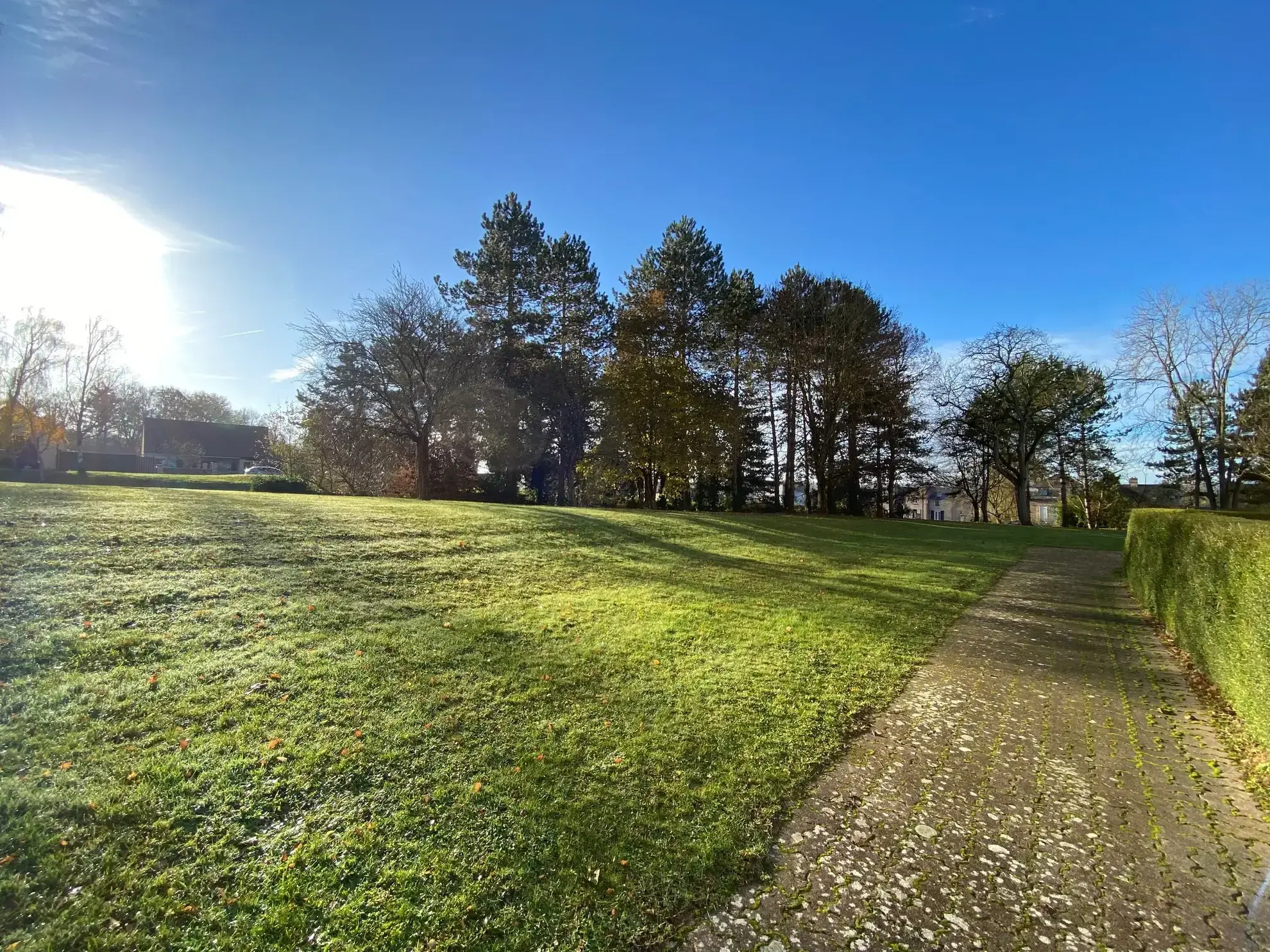 Appartement 3 chambres à Abbeville proche centre avec parking et cave 