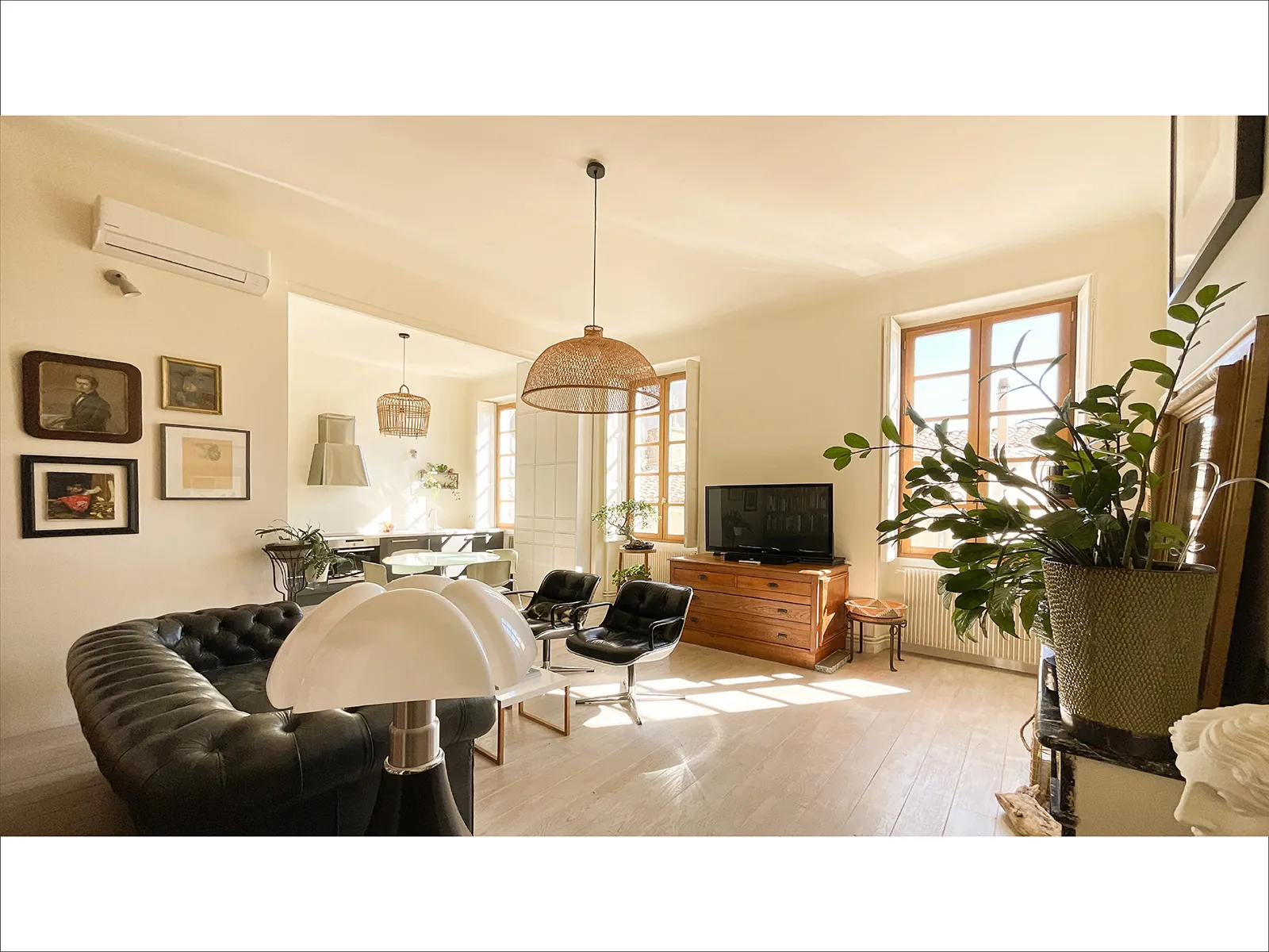 Magnifique appartement de type 3 dans le centre historique de Nîmes 