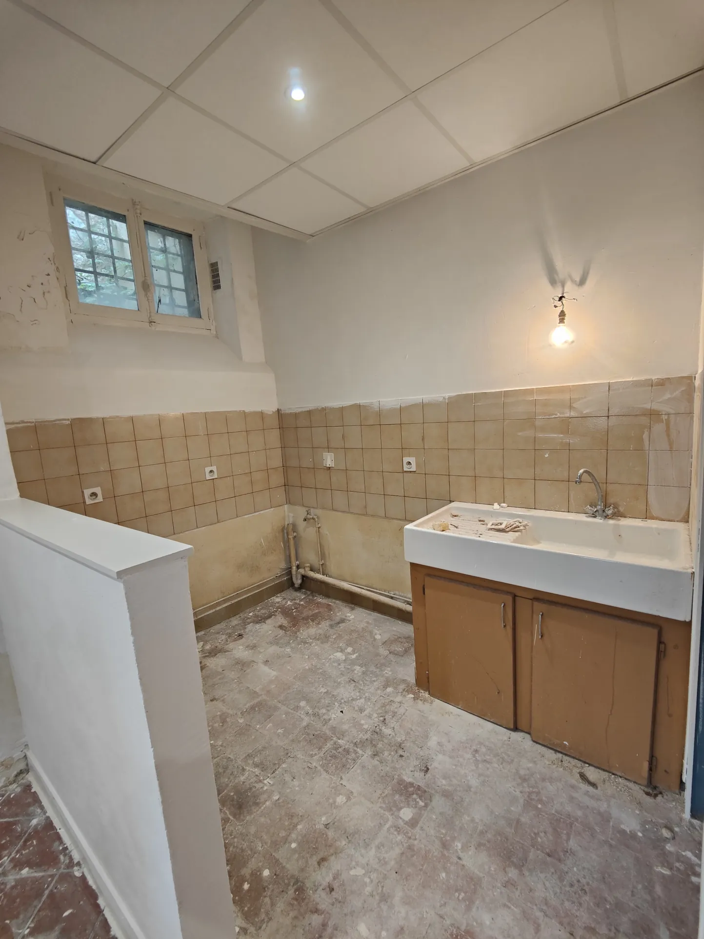 Appartement de 35,8 m² à Joigny avec cour privative, Notre Offre à Fort Potentiel 