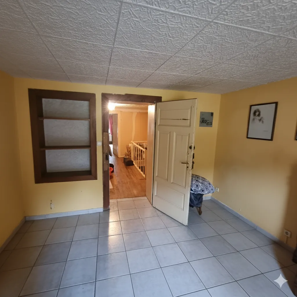 Maison à rénover 137 m² à Bisten-en-Lorraine, potentiel et prix attractif 