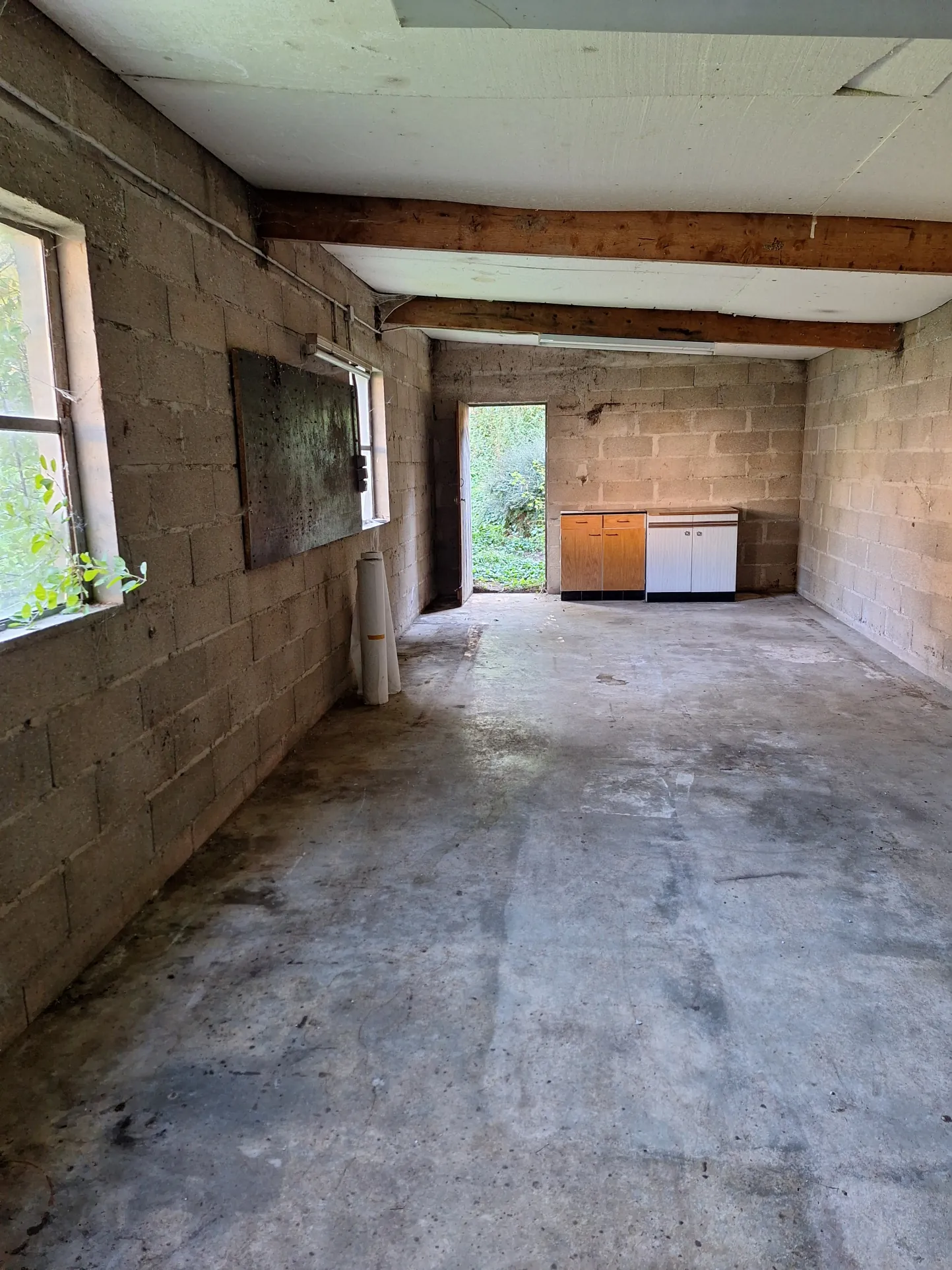 Maison F3 à rénover avec grand terrain à Escamps (89) - 73 m² 